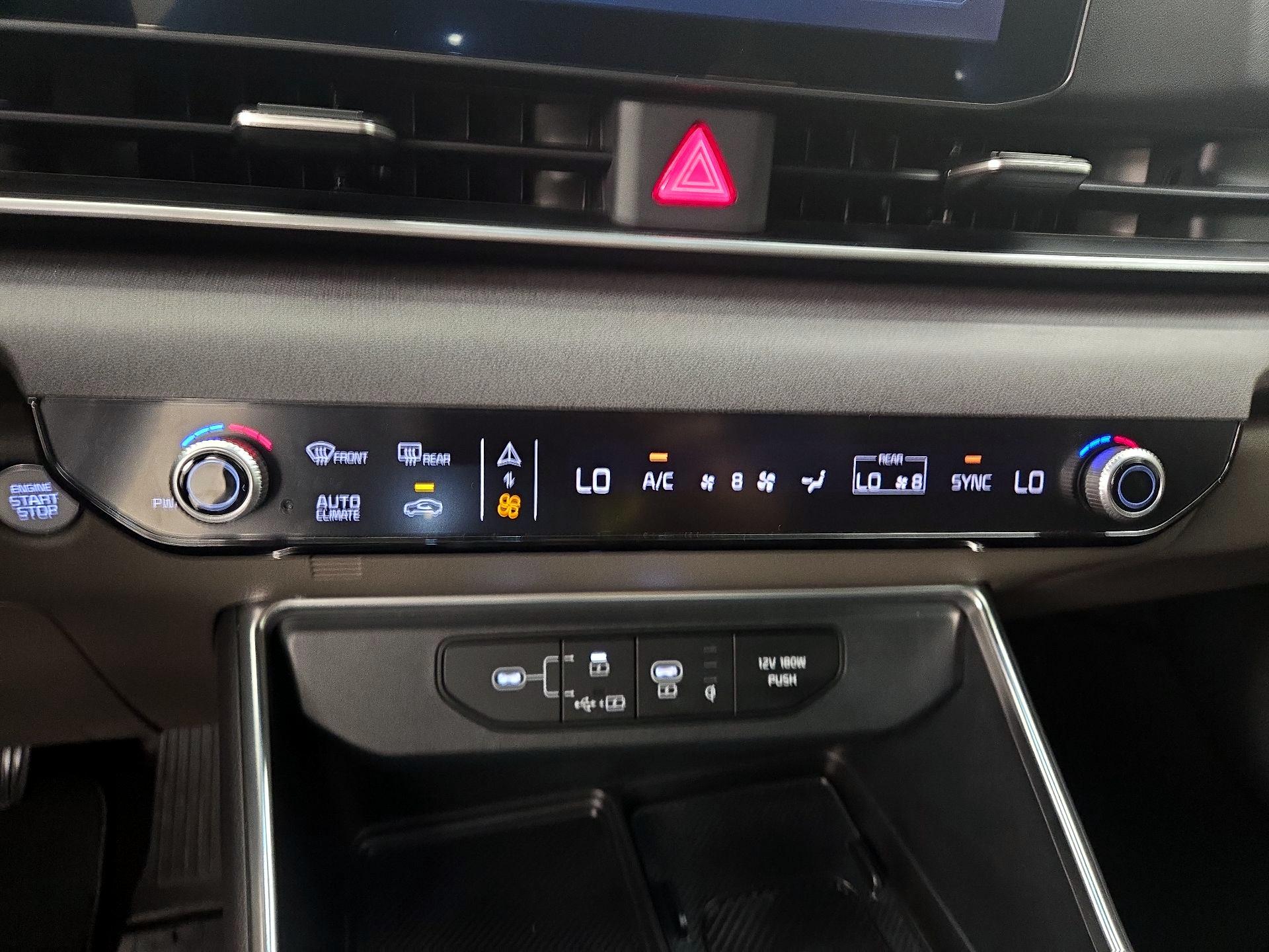 Thumbnail: 2025 Kia Carnival - 17