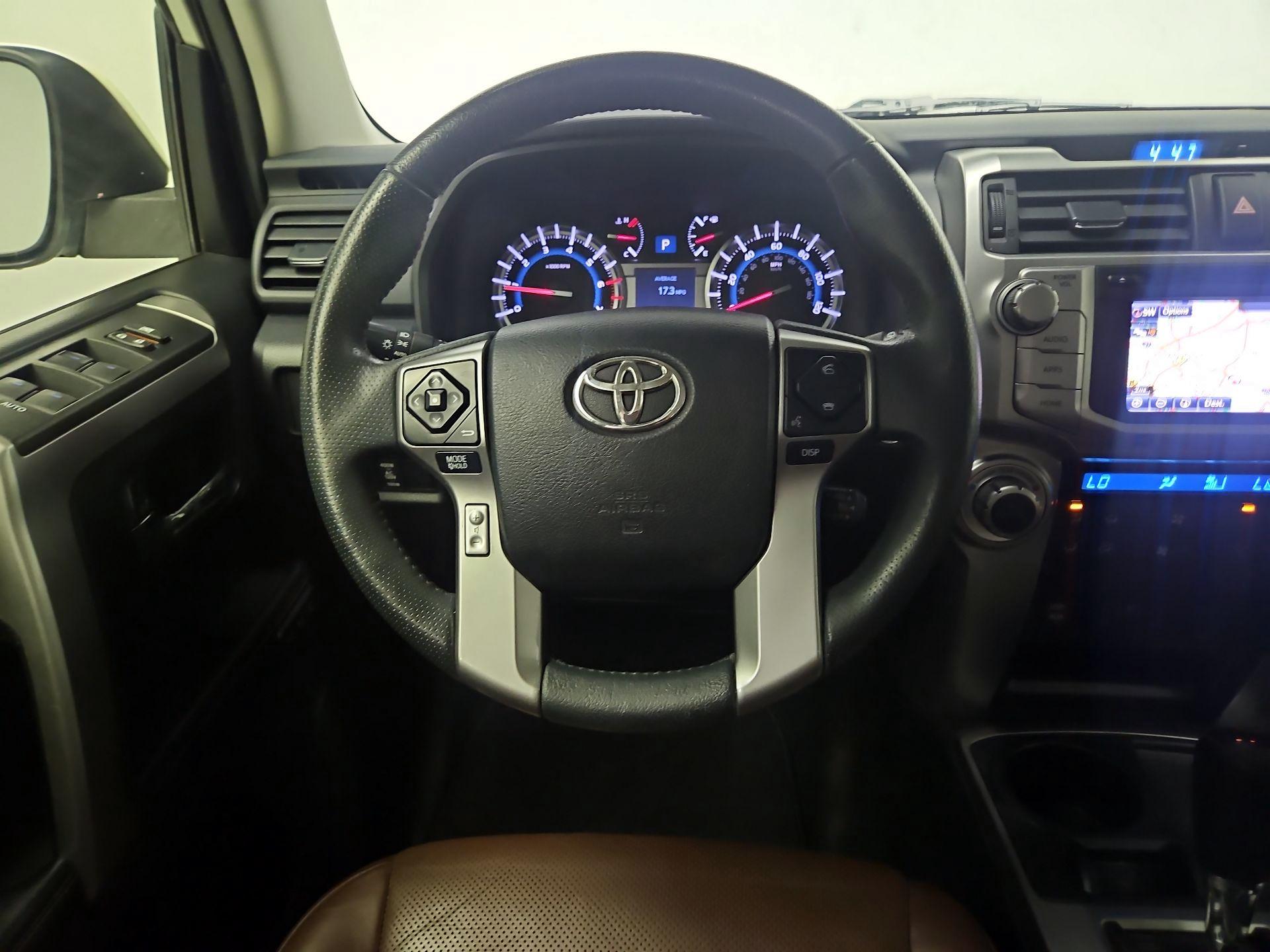Thumbnail: 2019 Toyota 4Runner - 10