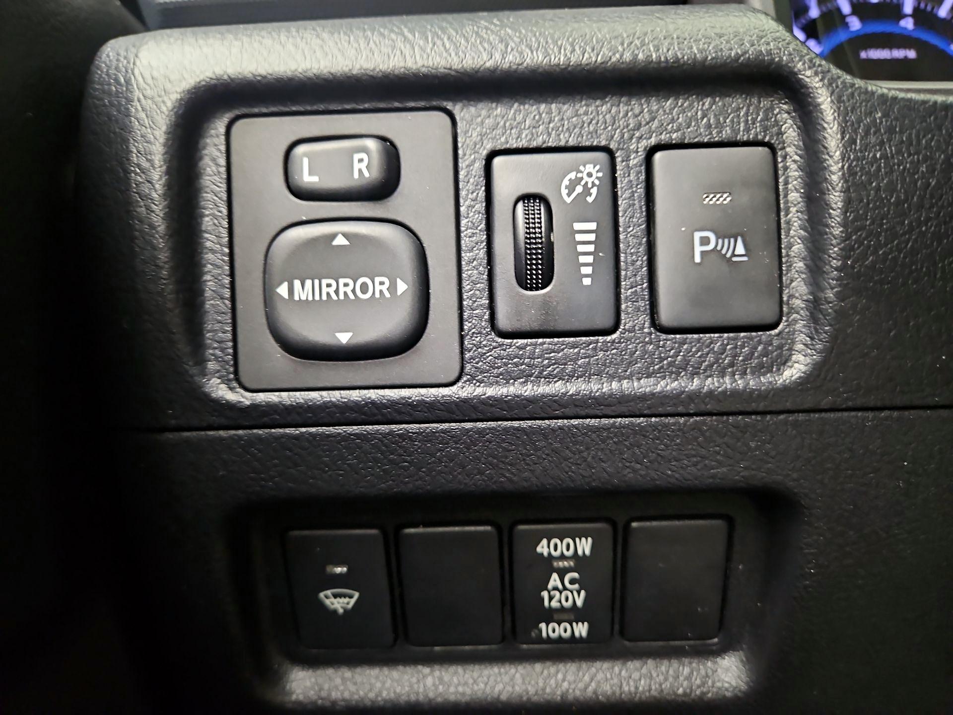 Thumbnail: 2019 Toyota 4Runner - 13