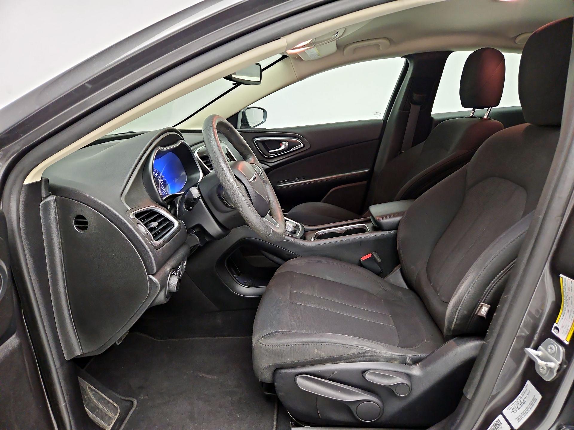 Thumbnail: 2016 Chrysler 200 - 11