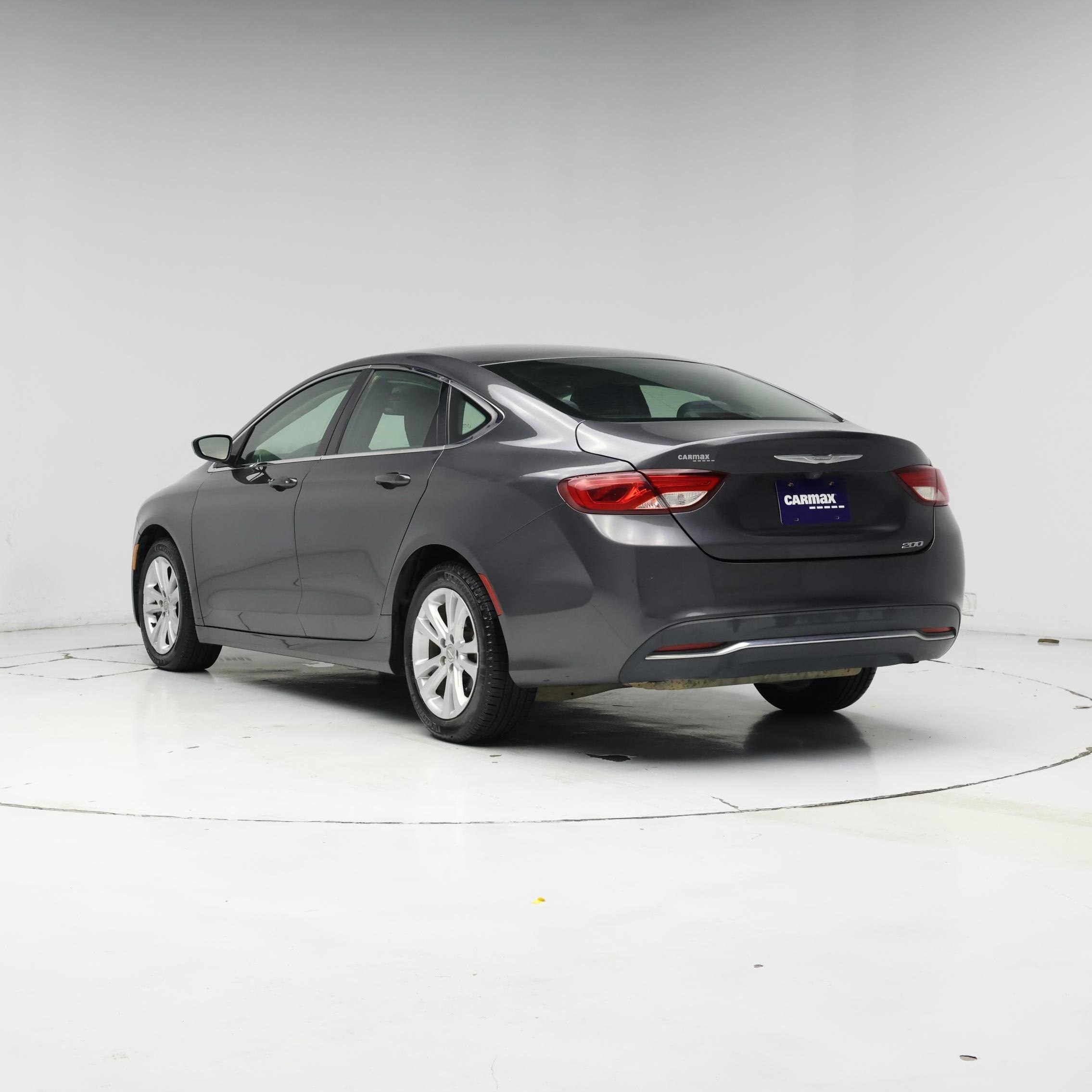 Thumbnail: 2016 Chrysler 200 - 2
