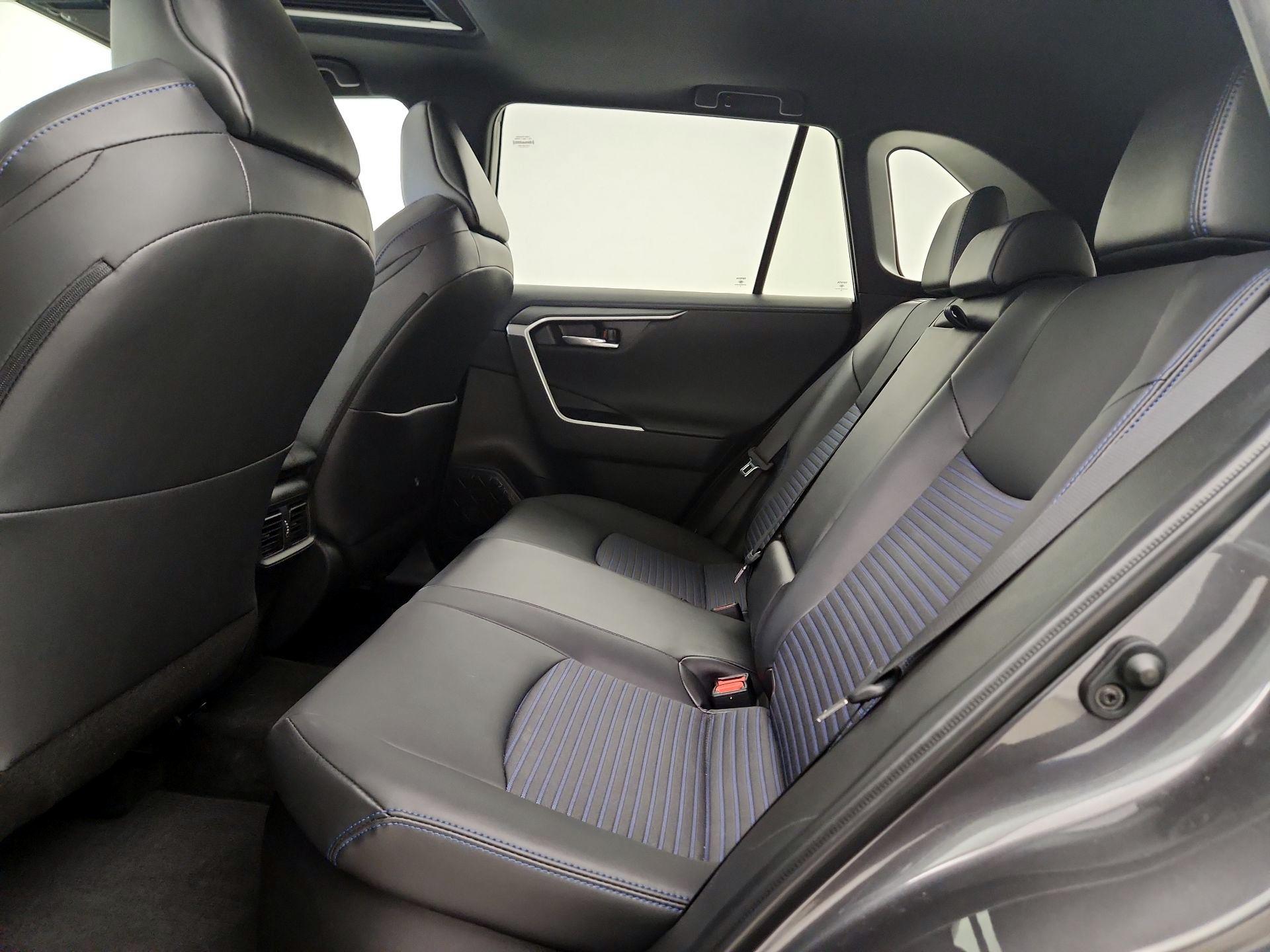 Thumbnail: 2023 Toyota RAV4 - 20