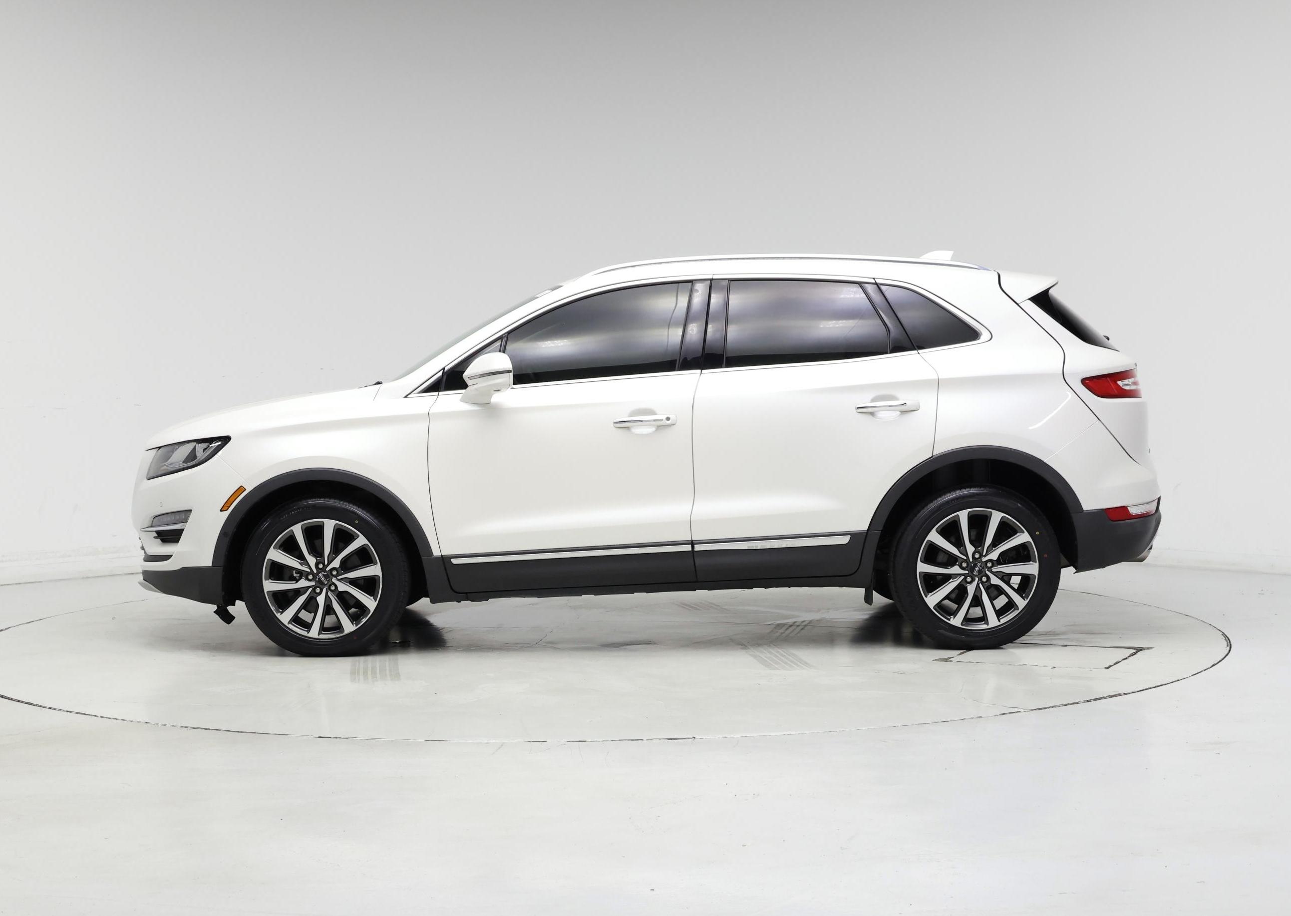 Thumbnail: 2019 Lincoln MKC - 3