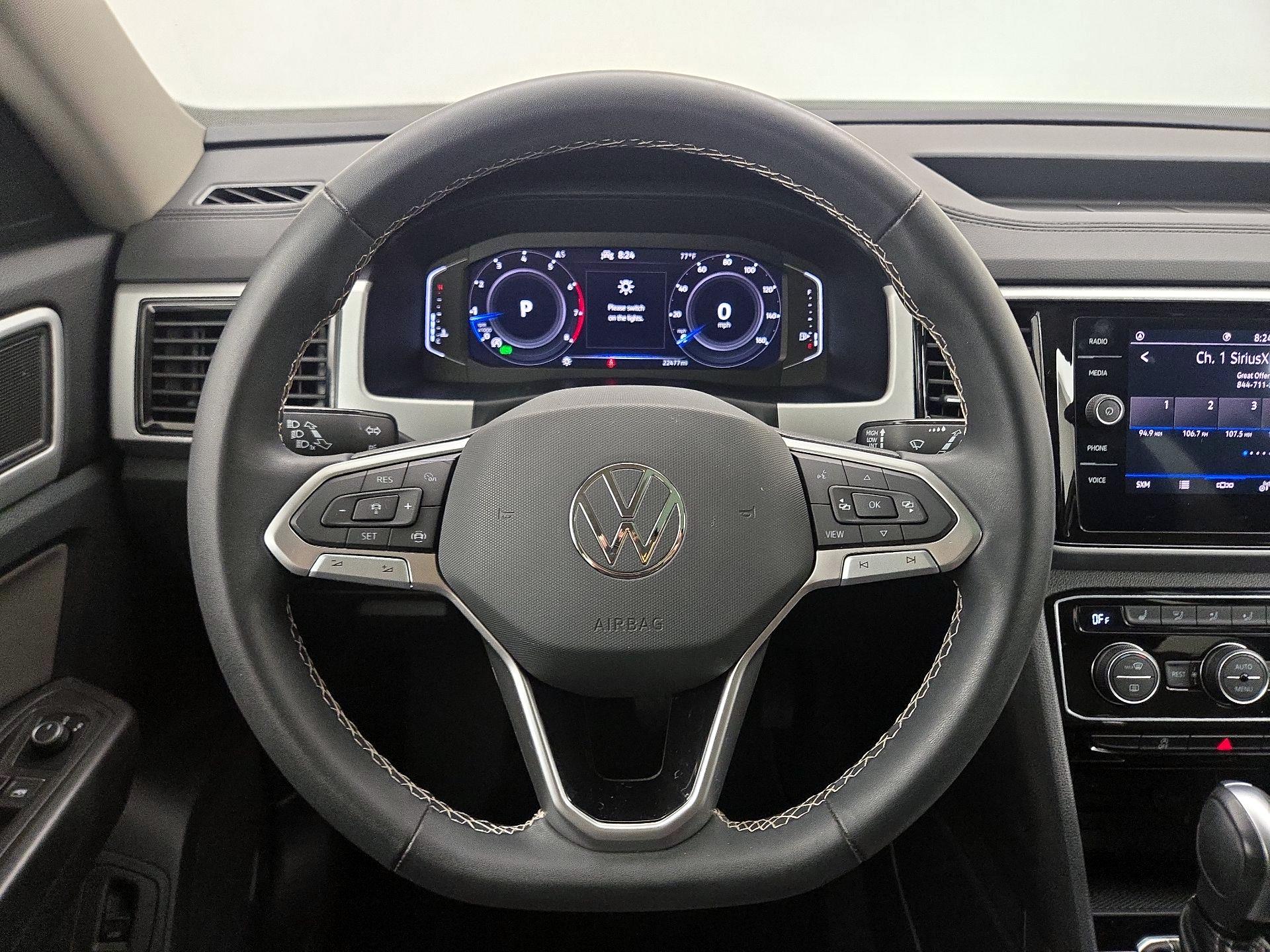 Thumbnail: 2023 Volkswagen Atlas - 10