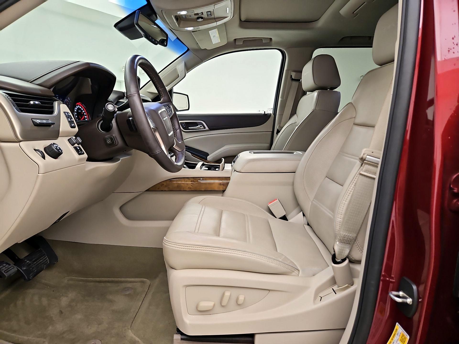 Thumbnail: 2016 GMC Yukon XL - 11