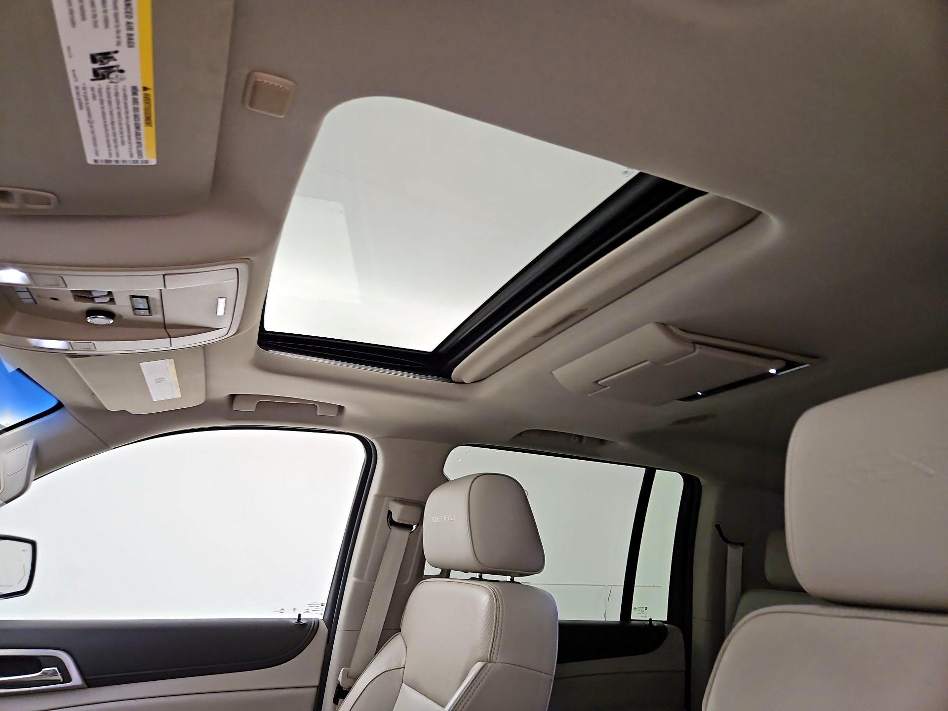 Thumbnail: 2016 GMC Yukon XL - 20