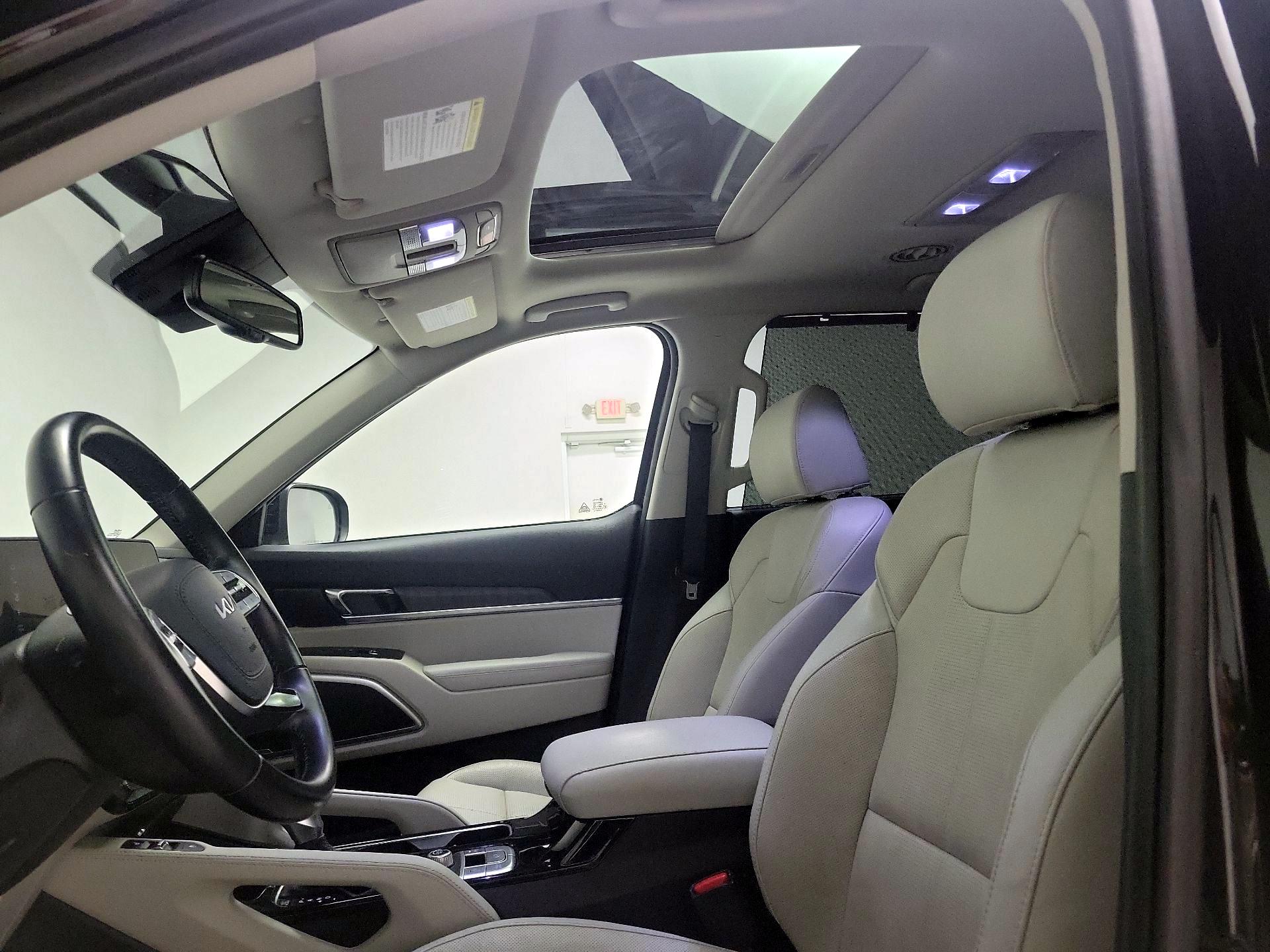 Thumbnail: 2023 Kia Telluride - 20