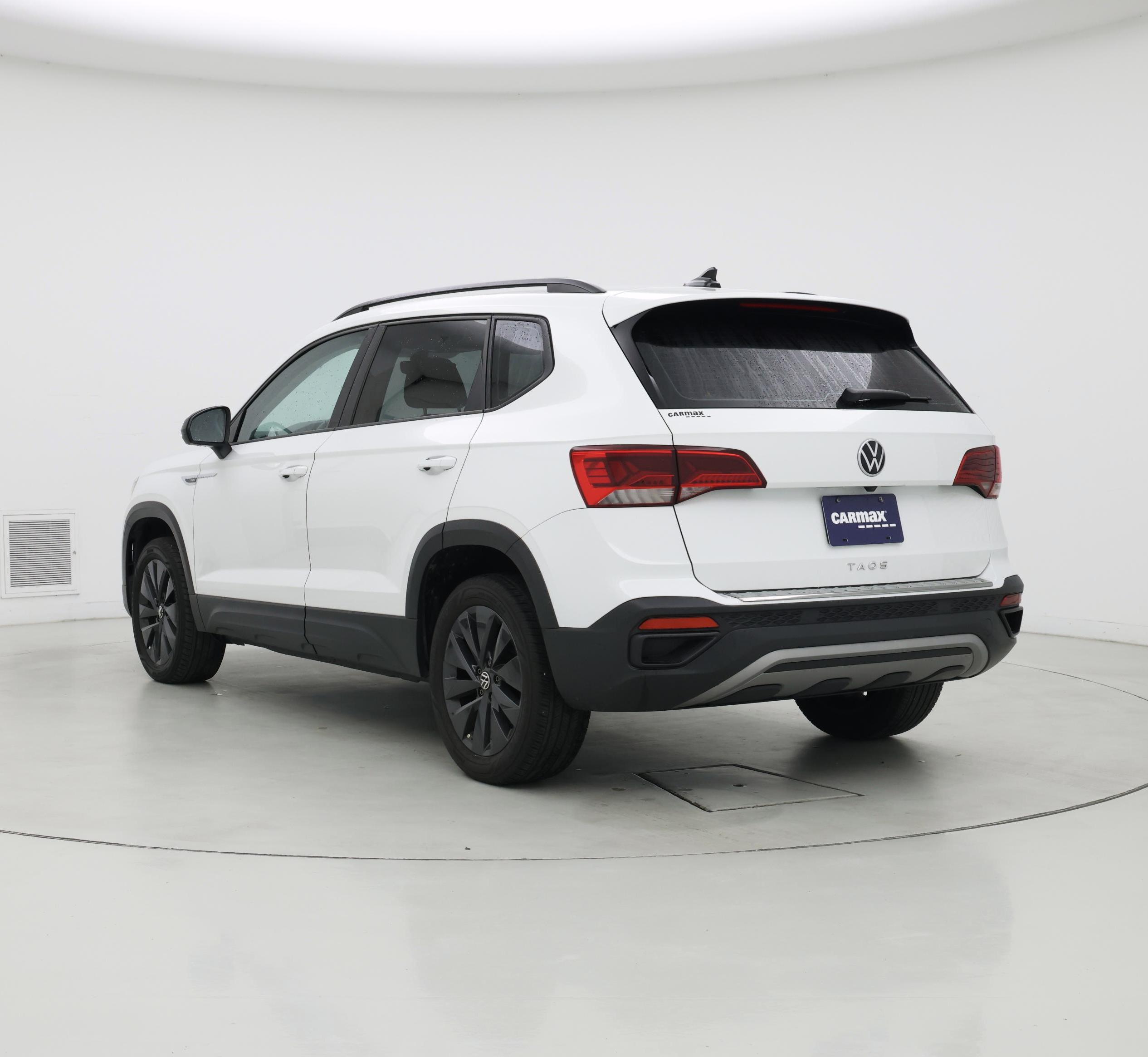 Thumbnail: 2023 Volkswagen Taos - 2