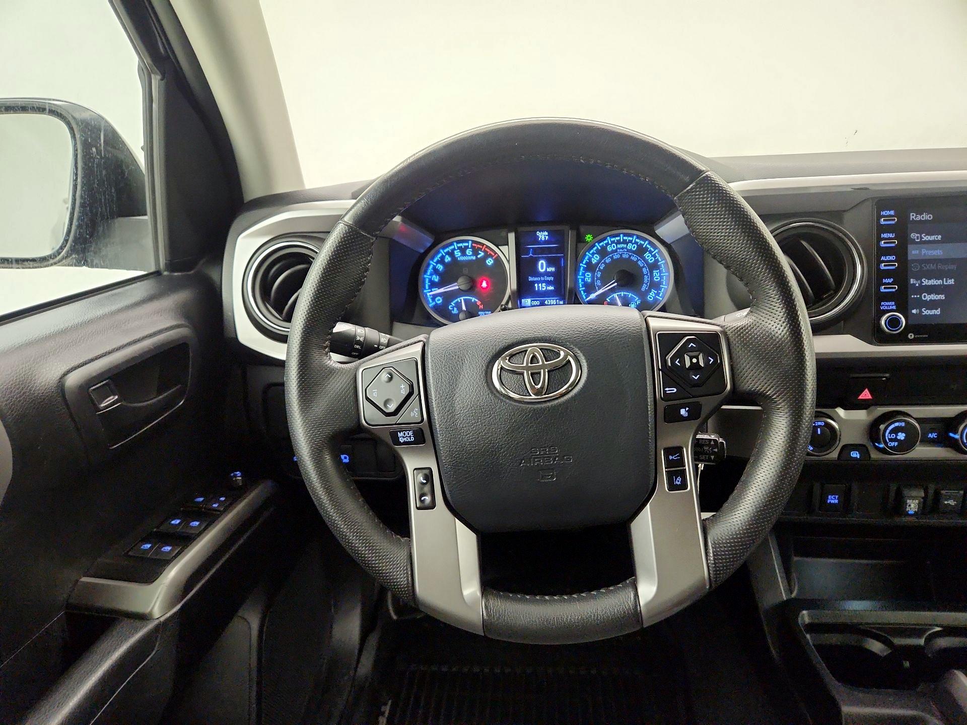 Thumbnail: 2020 Toyota Tacoma - 10