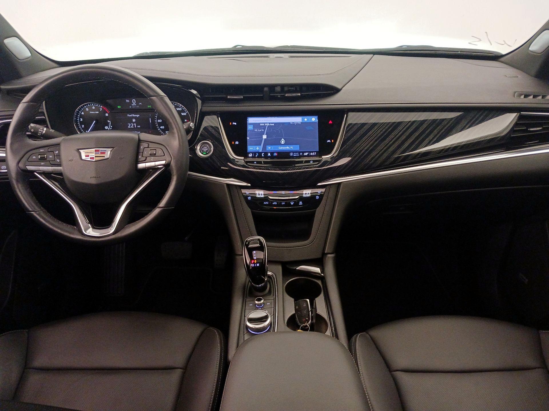 Thumbnail: 2023 Cadillac XT6 - 9