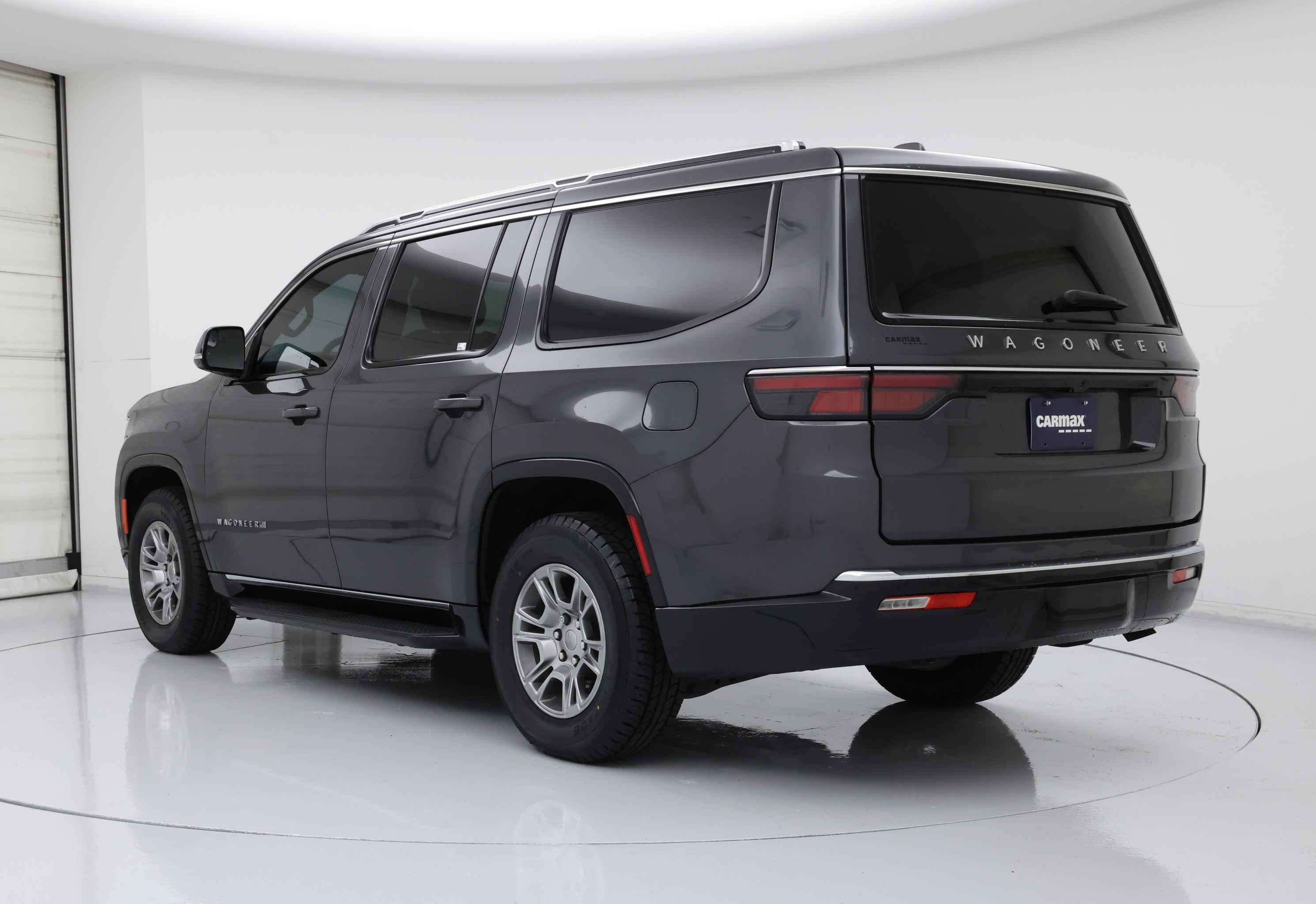 Thumbnail: 2023 Jeep Wagoneer - 2