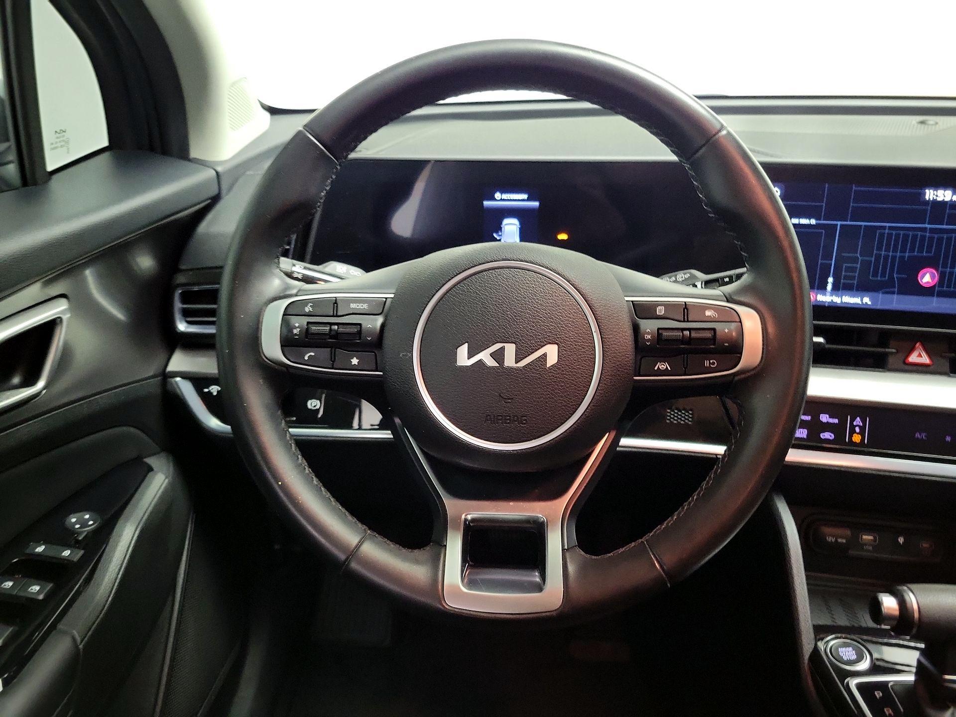Thumbnail: 2023 Kia Sportage - 10