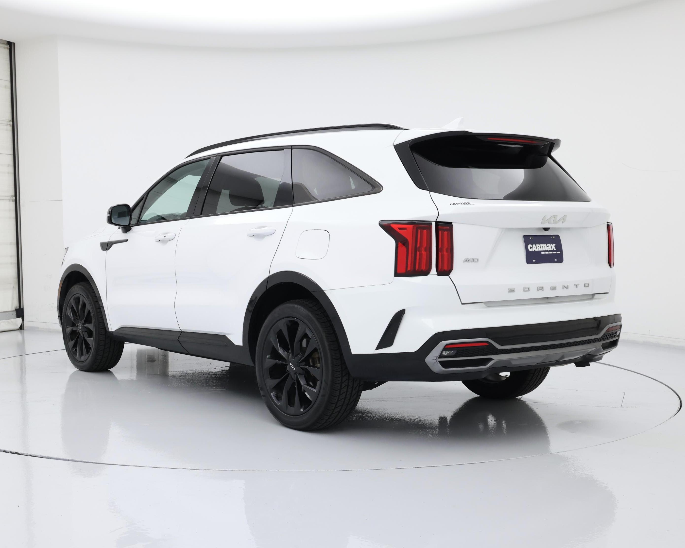 Thumbnail: 2022 Kia Sorento - 2