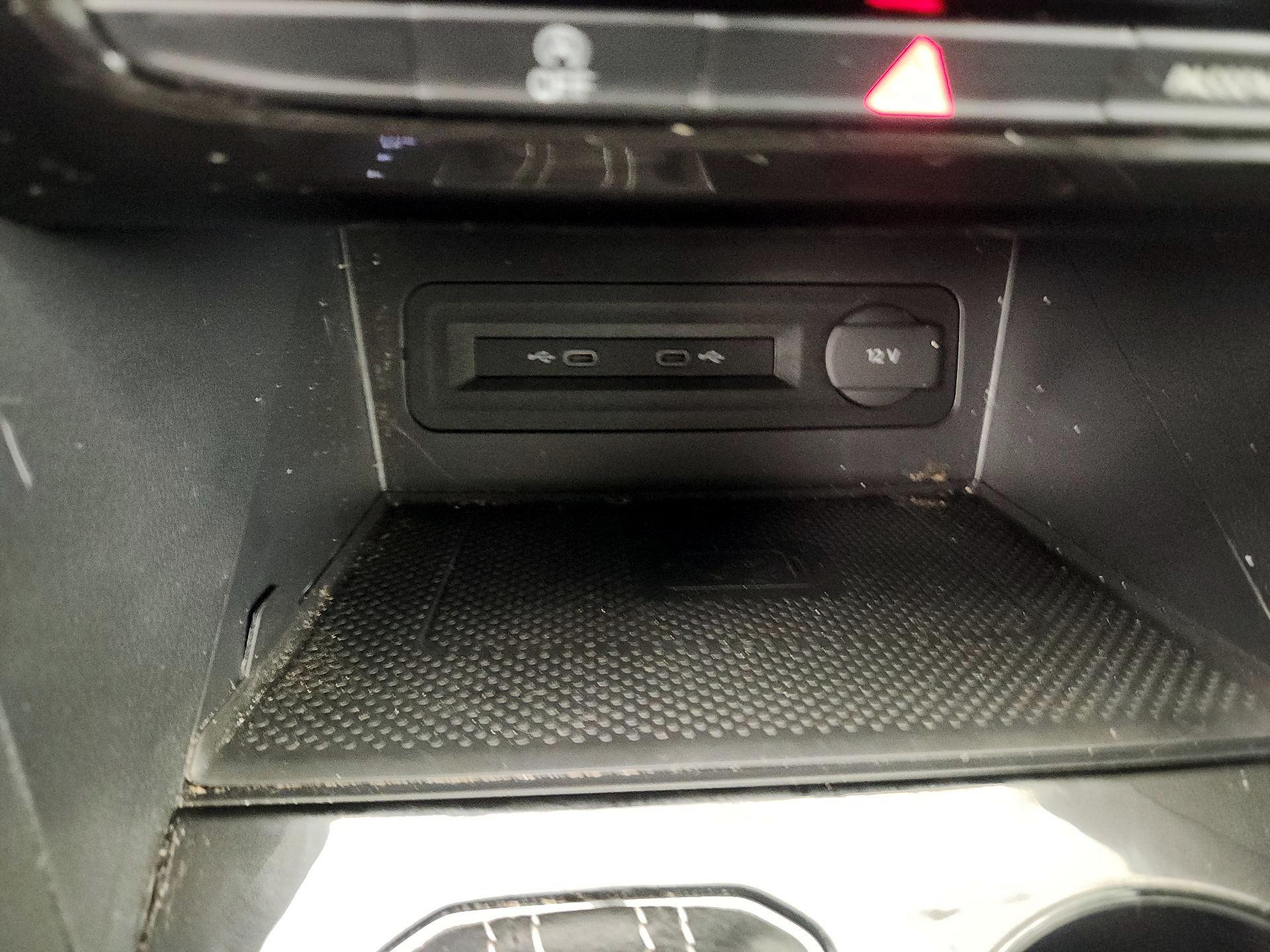 Thumbnail: 2023 Volkswagen Atlas - 18