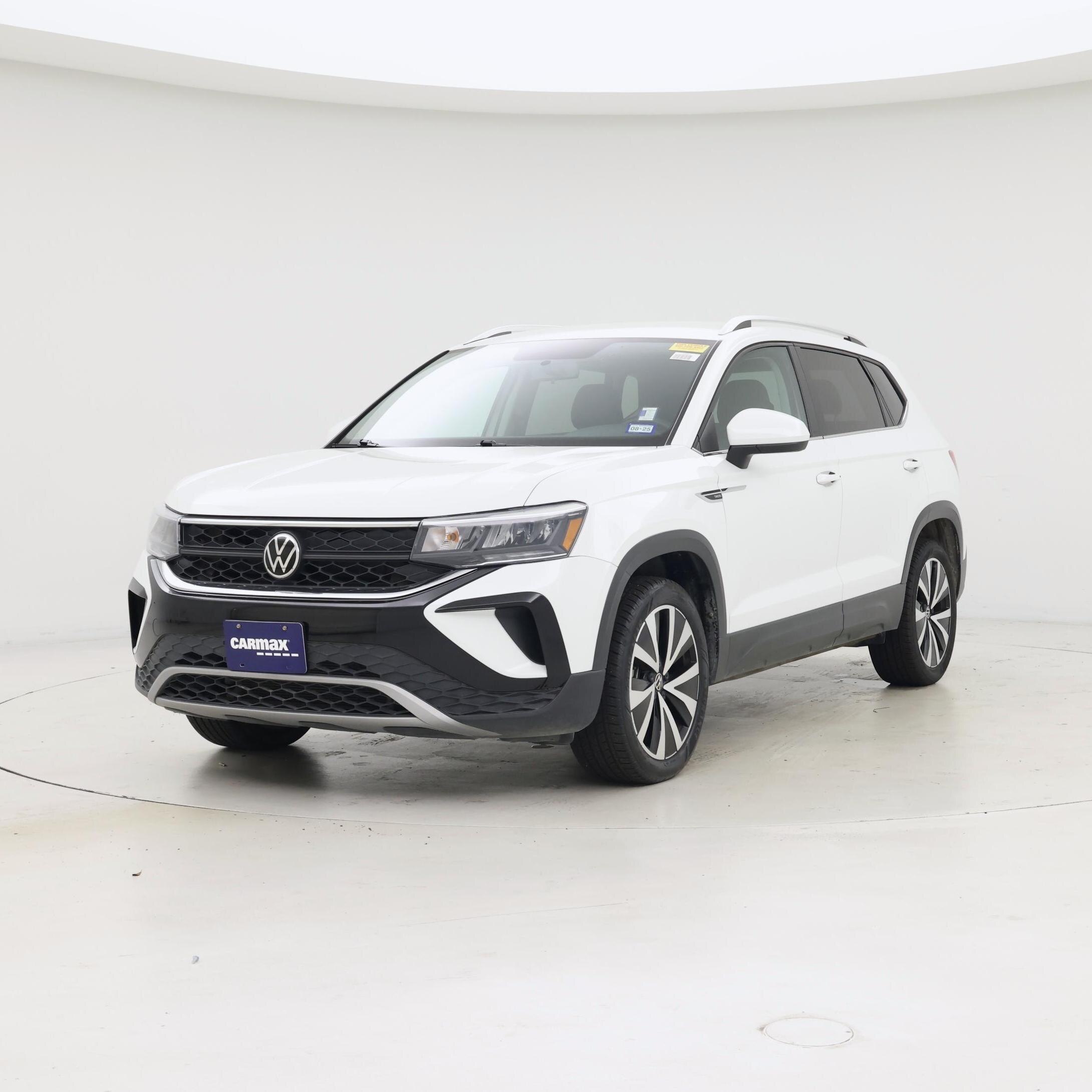 Thumbnail: 2022 Volkswagen Taos - 4