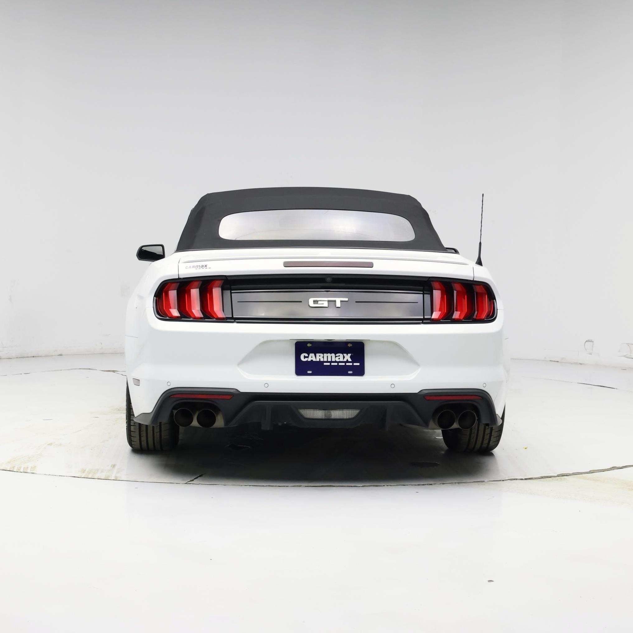 Thumbnail: 2022 Ford Mustang - 6