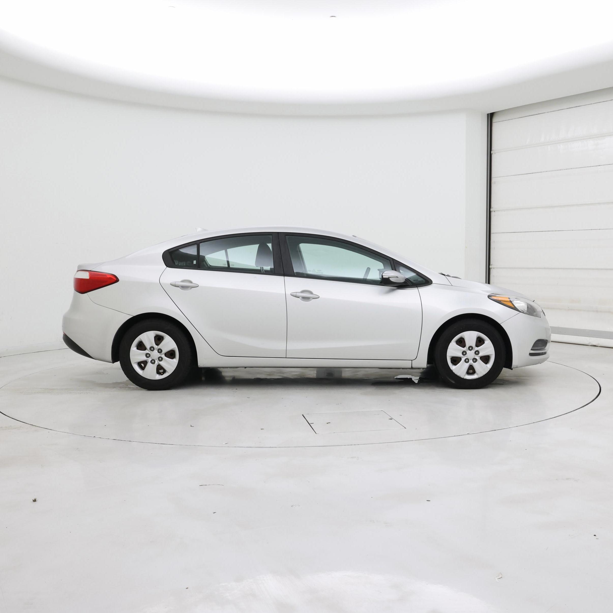 Thumbnail: 2015 Kia Forte - 7