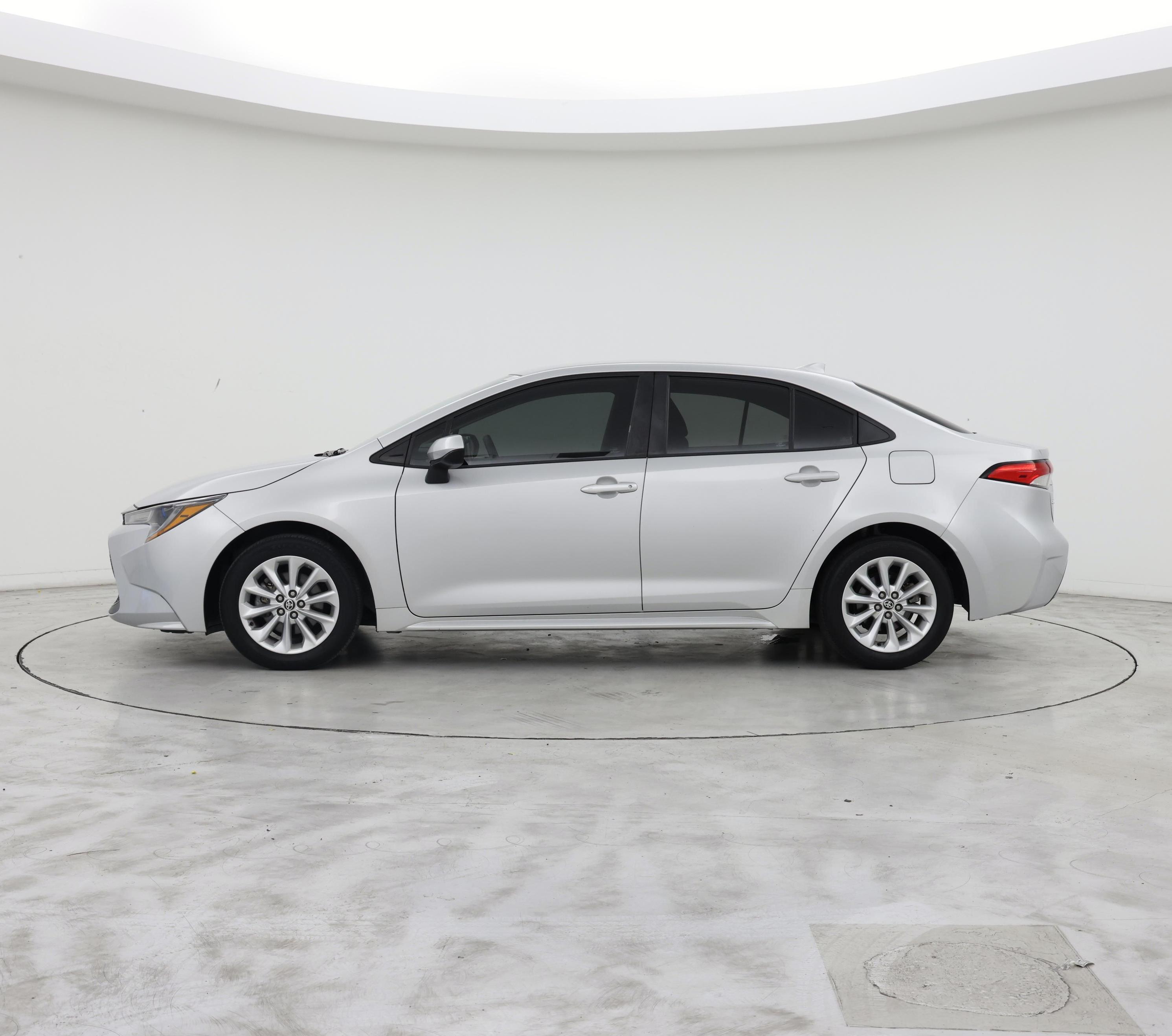 Thumbnail: 2021 Toyota Corolla - 3