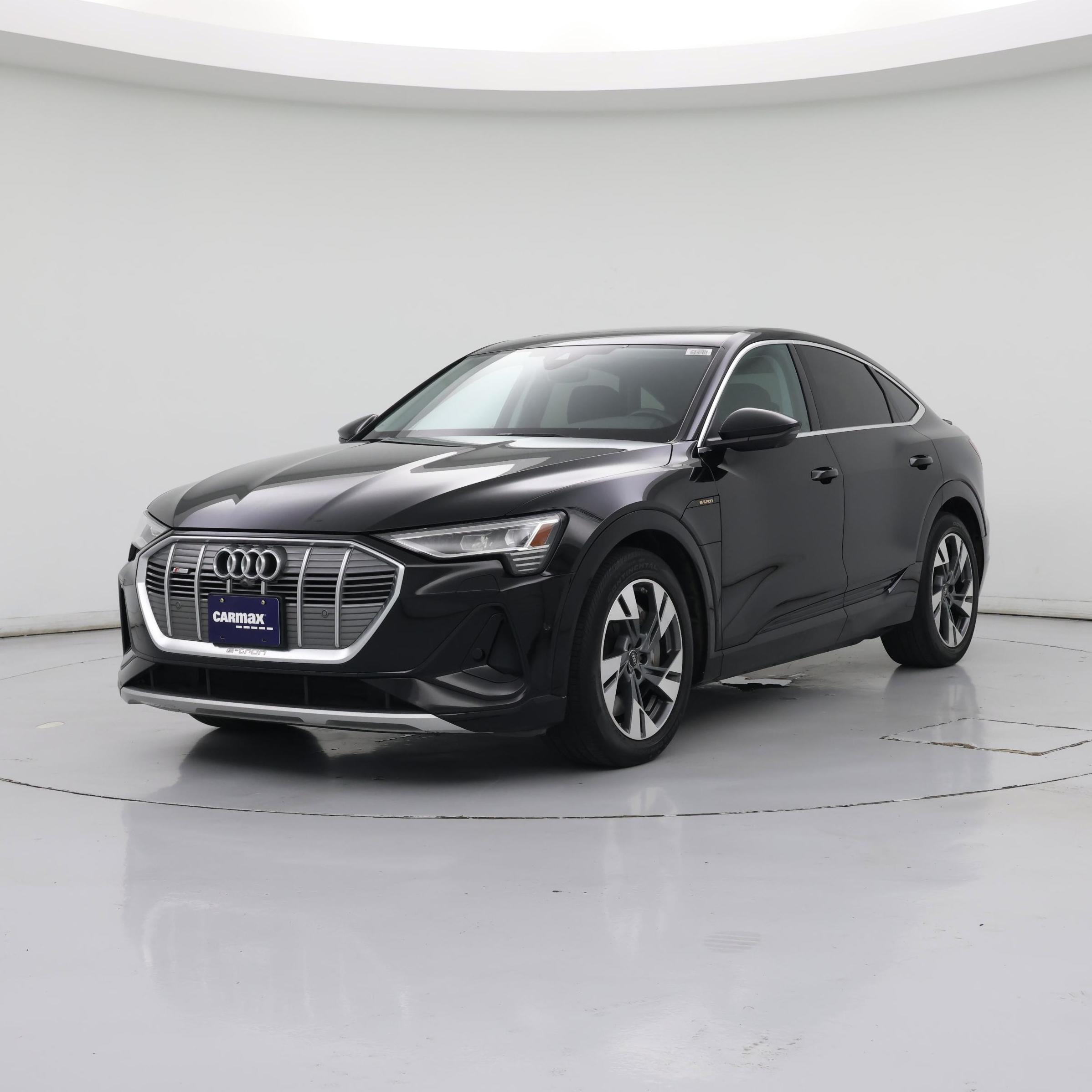Thumbnail: 2022 Audi e-tron S - 4