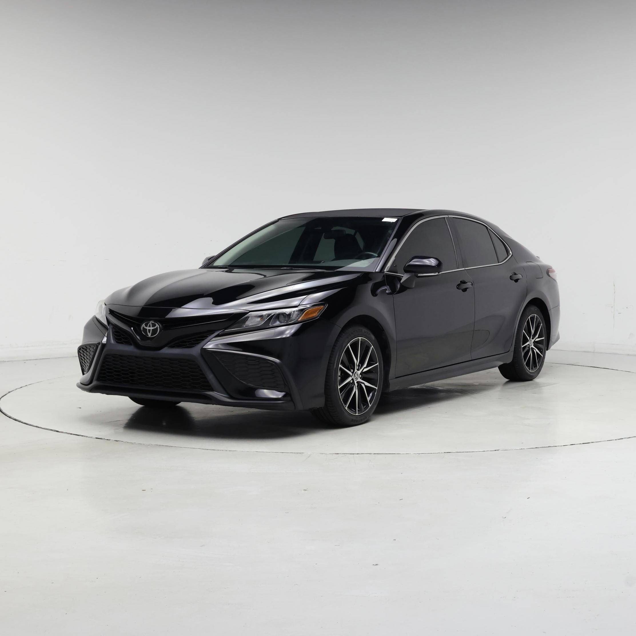 Thumbnail: 2022 Toyota Camry - 4