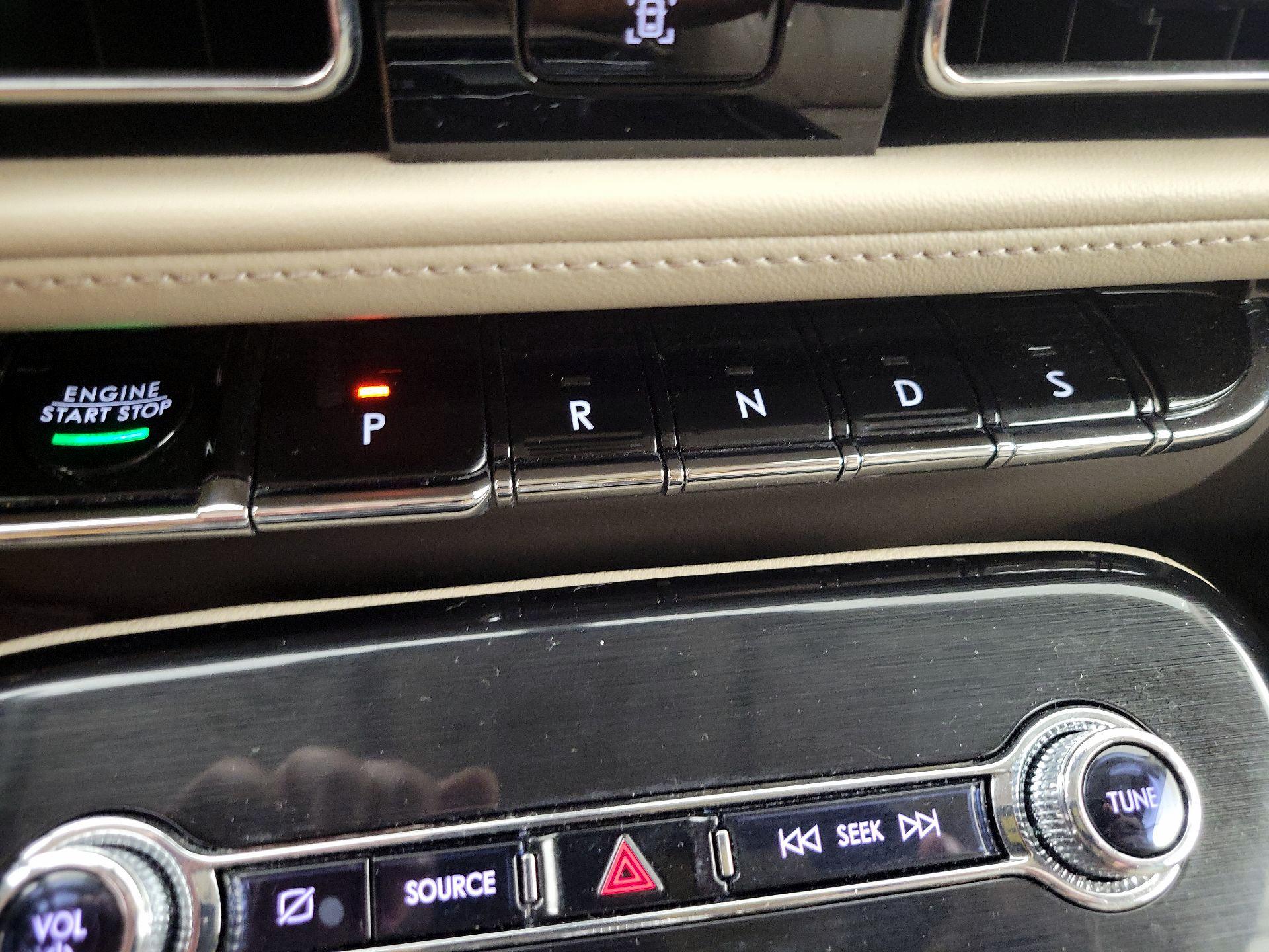 Thumbnail: 2022 Lincoln Nautilus - 17