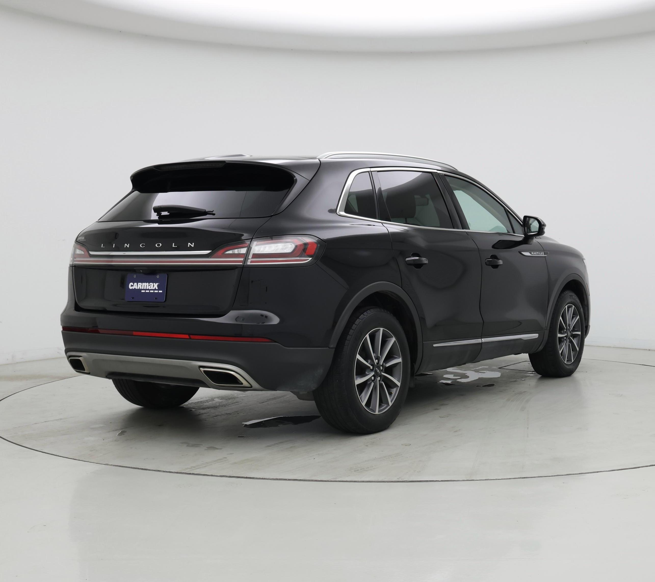 Thumbnail: 2022 Lincoln Nautilus - 8