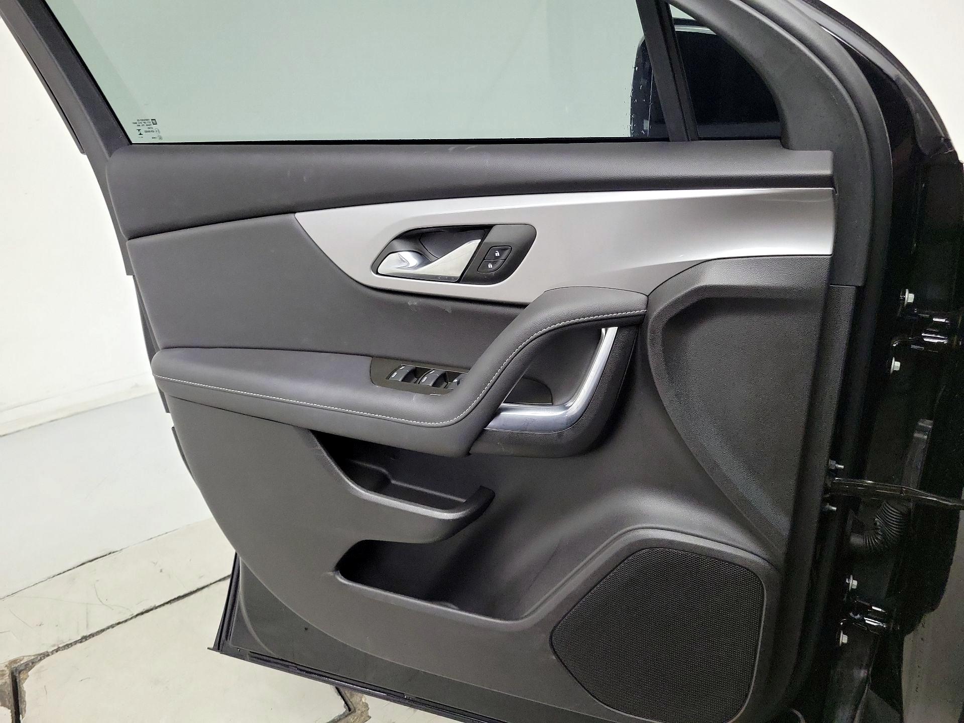 Thumbnail: 2024 Chevrolet Blazer - 12