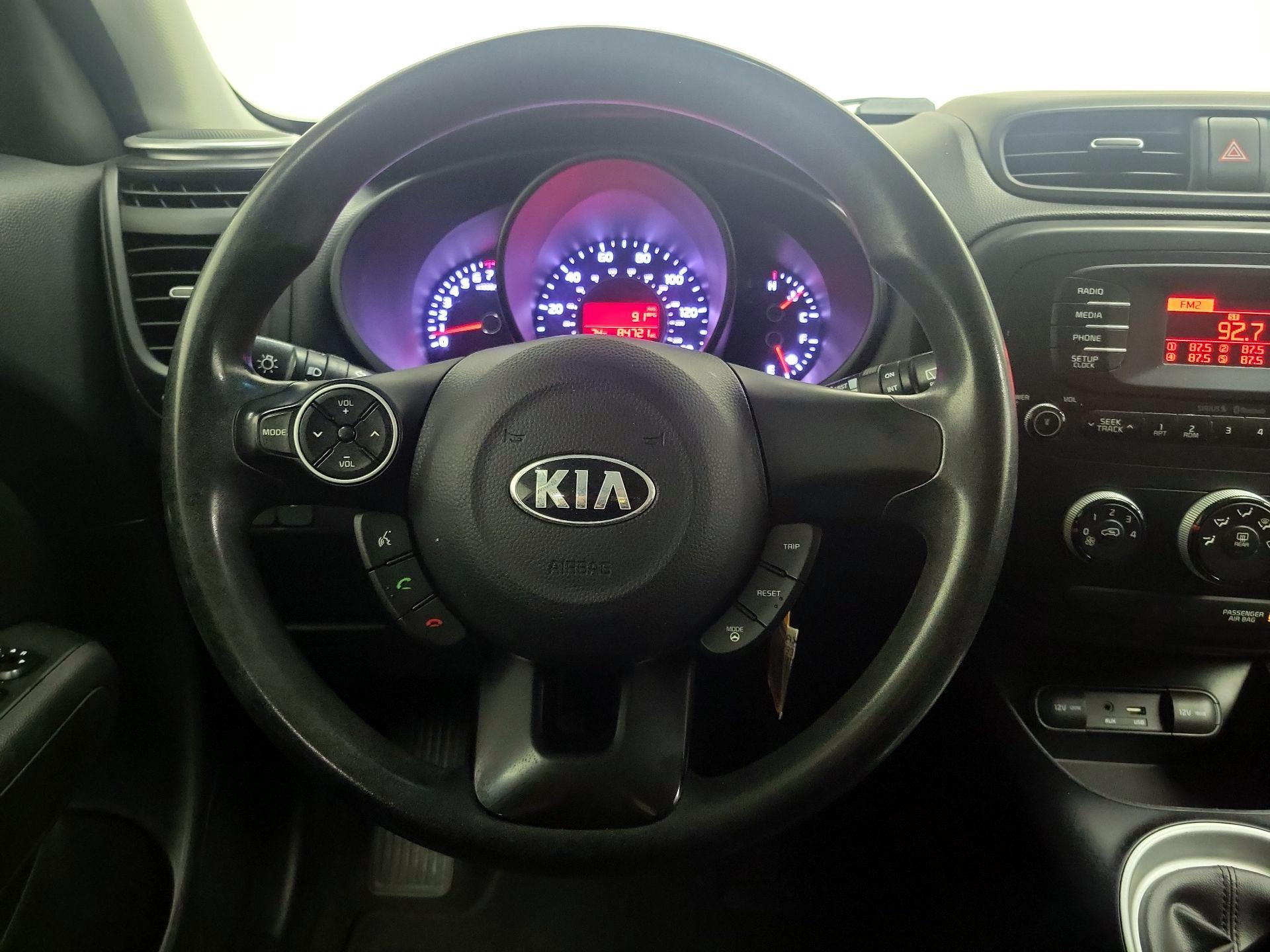 Thumbnail: 2016 Kia Soul - 10
