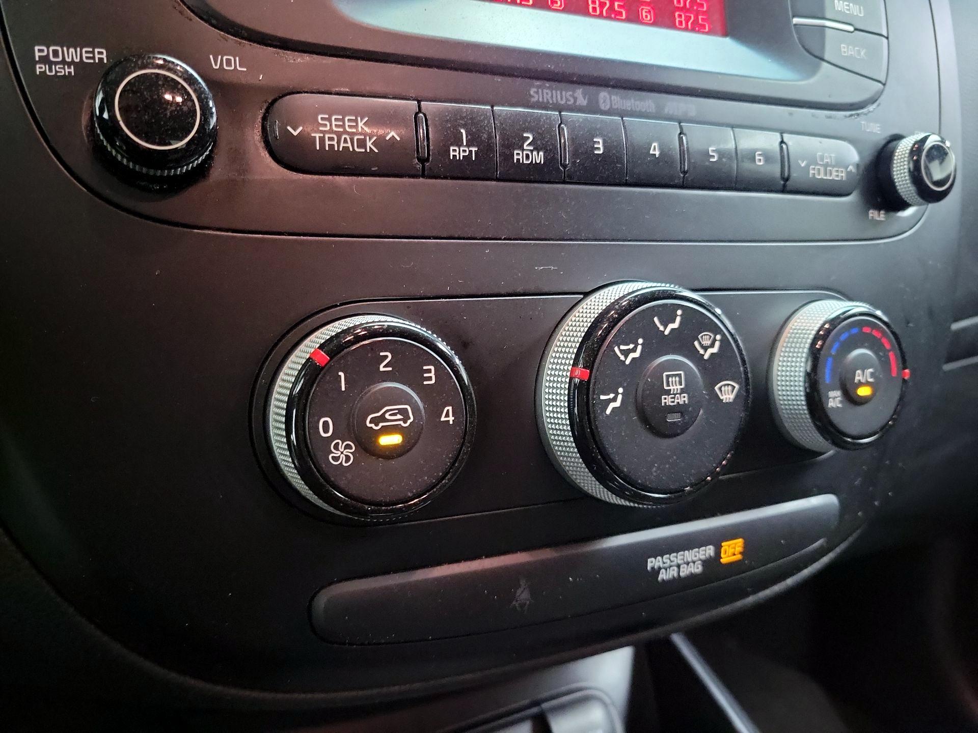 Thumbnail: 2016 Kia Soul - 15