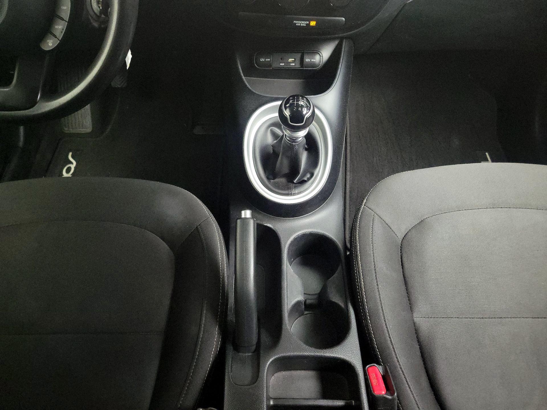 Thumbnail: 2016 Kia Soul - 16