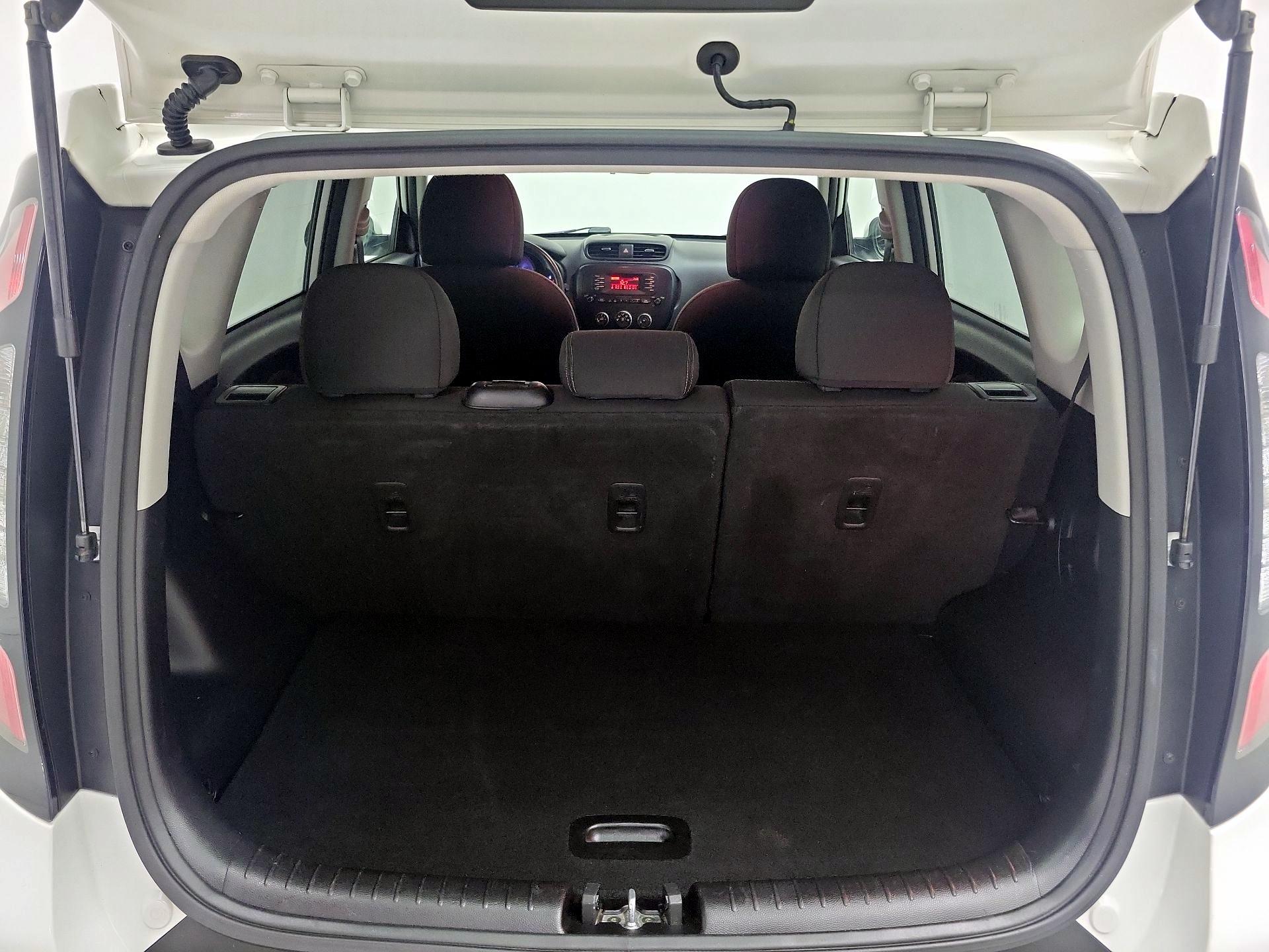 Thumbnail: 2016 Kia Soul - 19