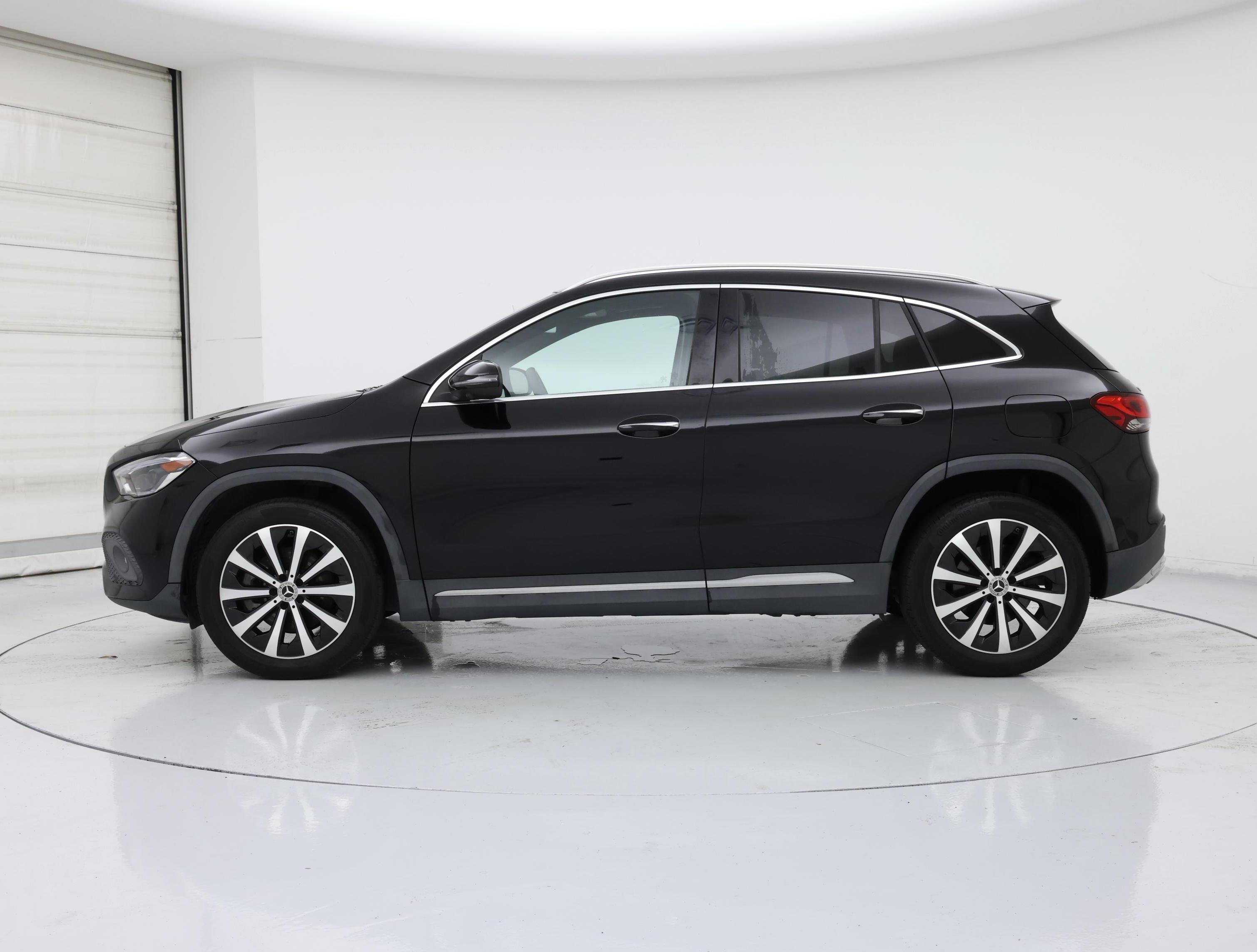 Thumbnail: 2021 Mercedes-Benz GLA - 3