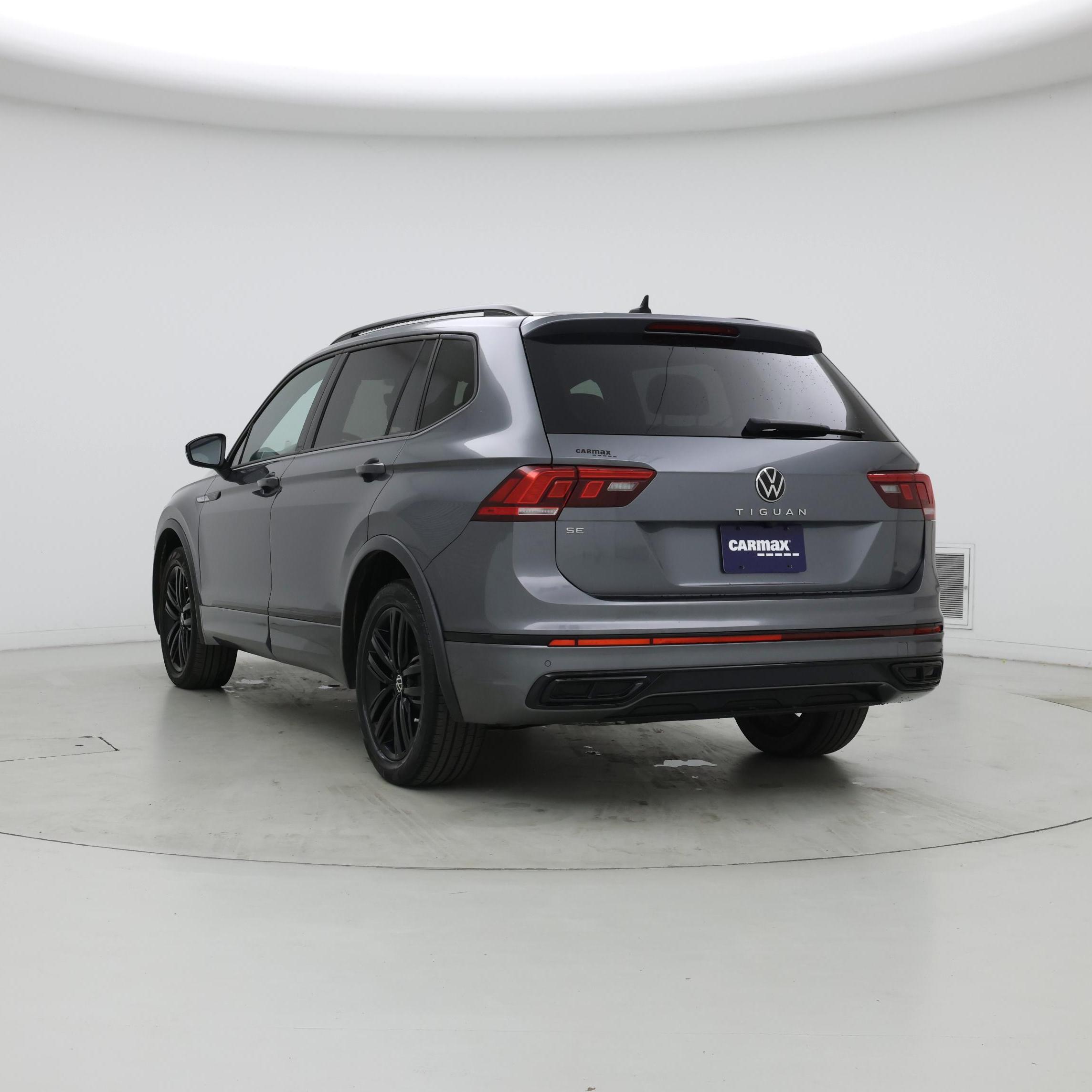 Thumbnail: 2022 Volkswagen Tiguan - 2