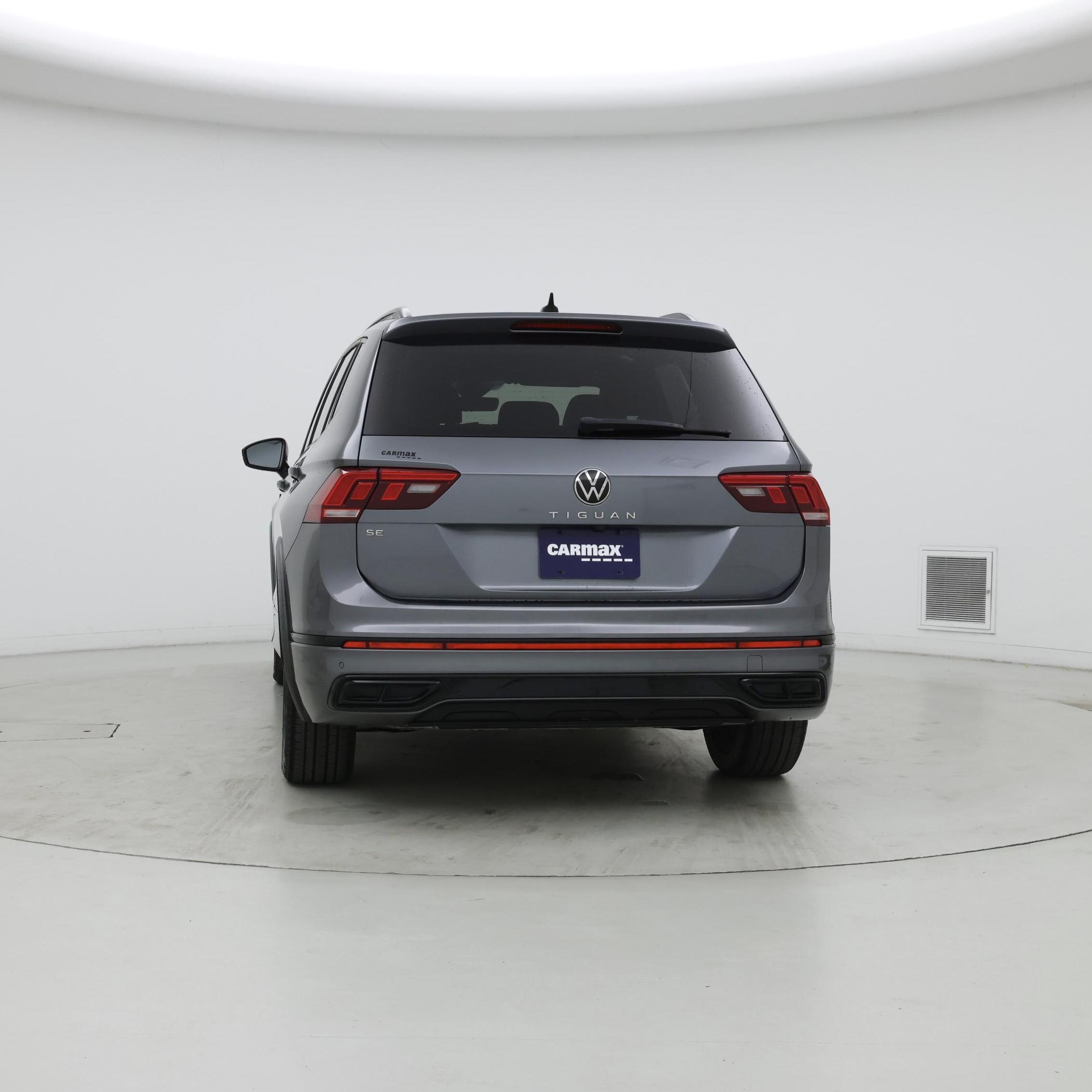 Thumbnail: 2022 Volkswagen Tiguan - 6