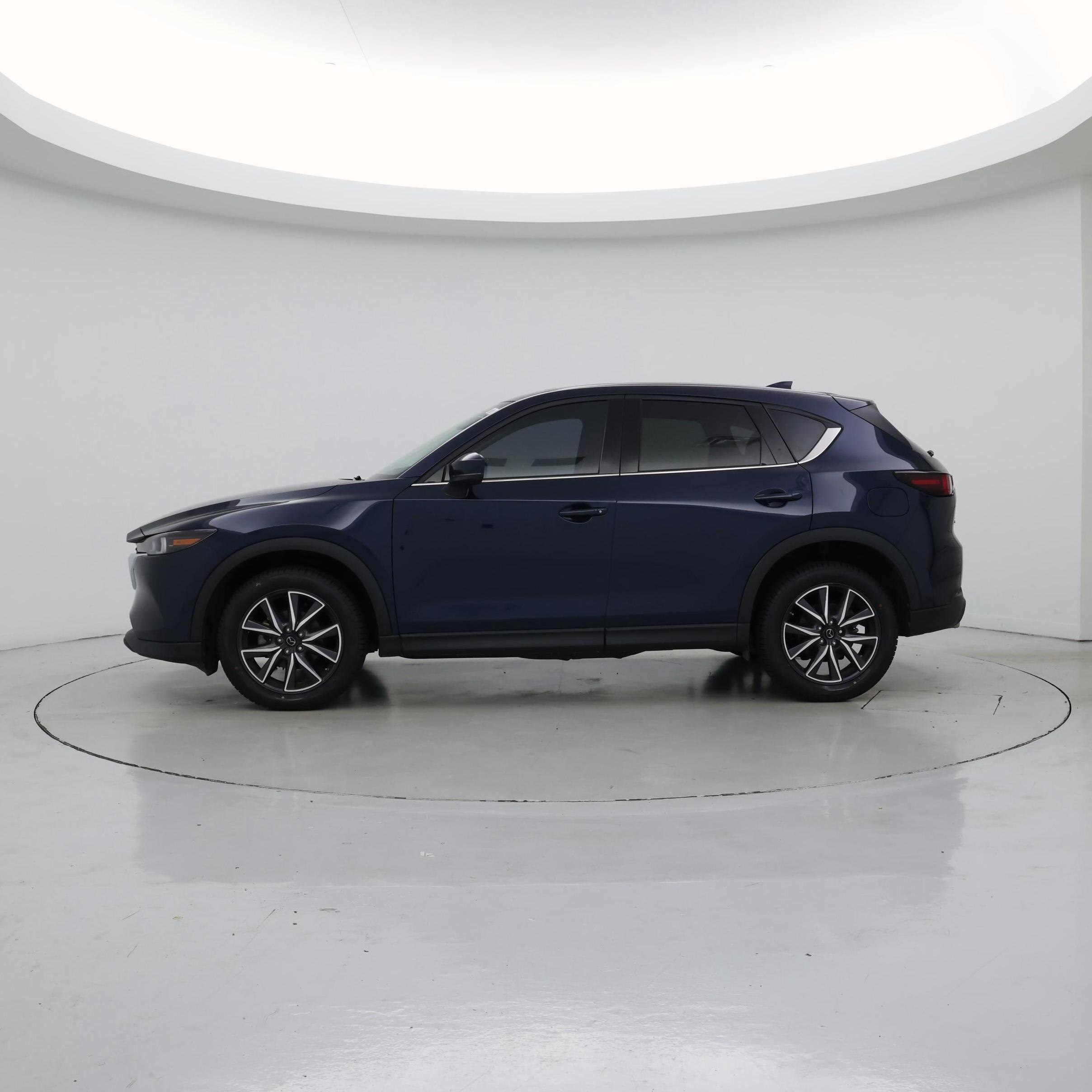 Thumbnail: 2023 Mazda CX-5 - 3
