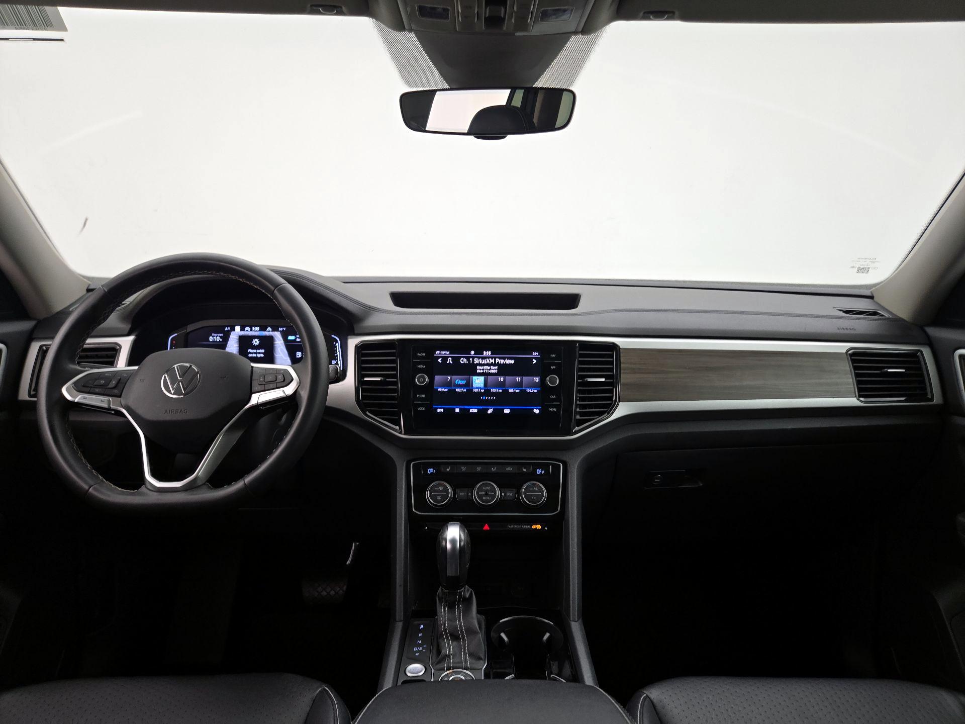 Thumbnail: 2023 Volkswagen Atlas - 9