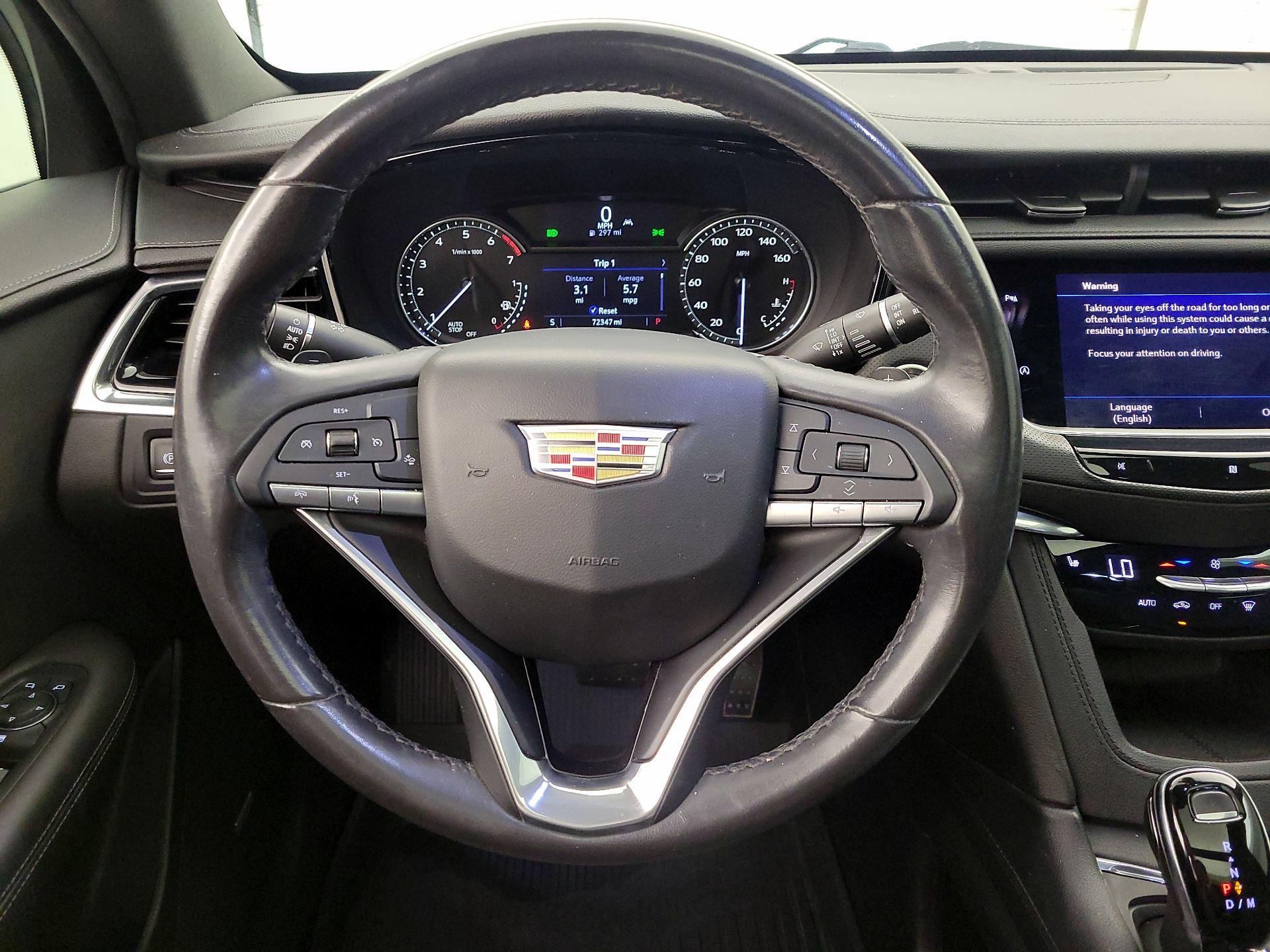 Thumbnail: 2021 Cadillac XT6 - 10