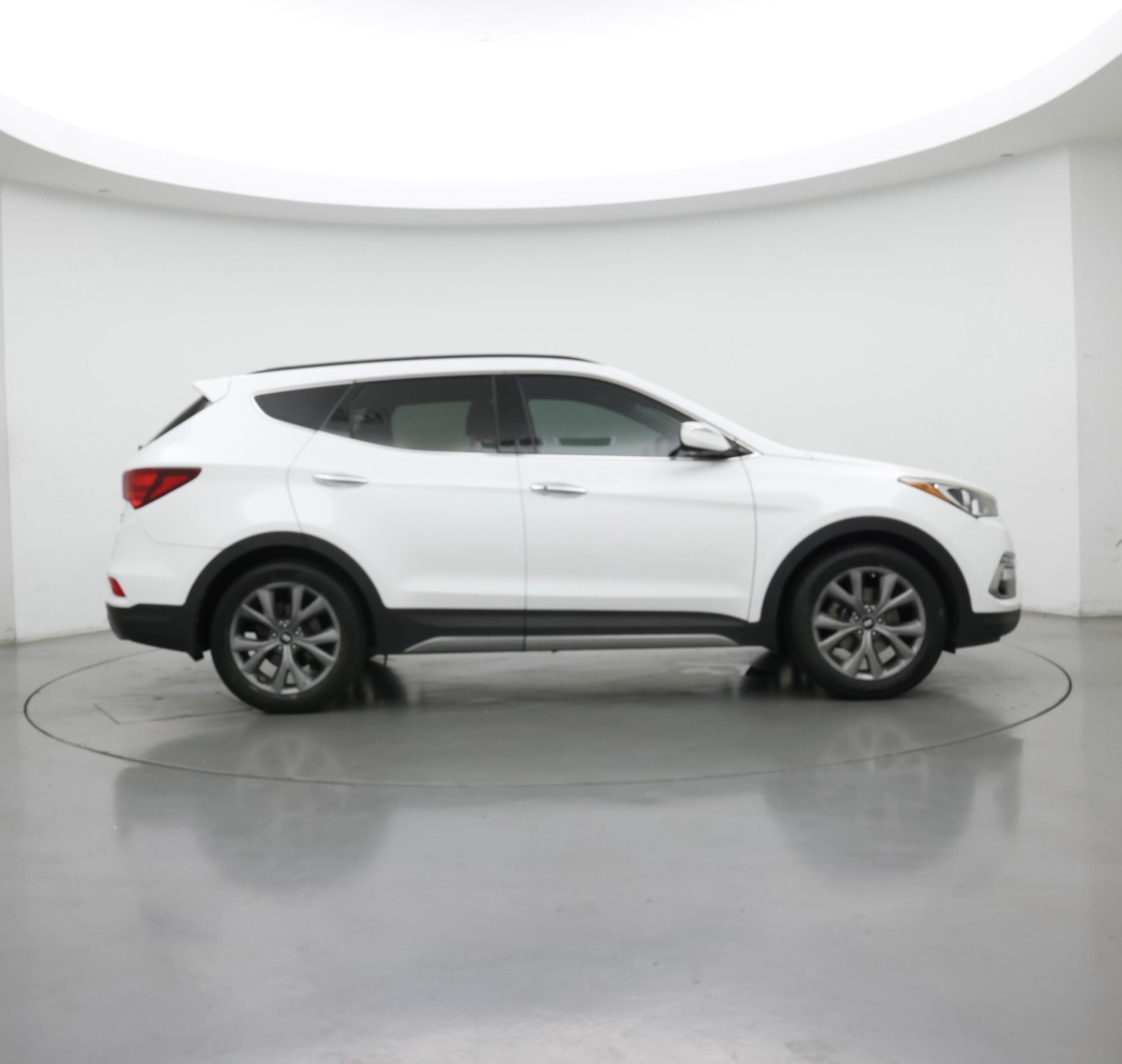 Thumbnail: 2017 Hyundai Santa Fe - 7