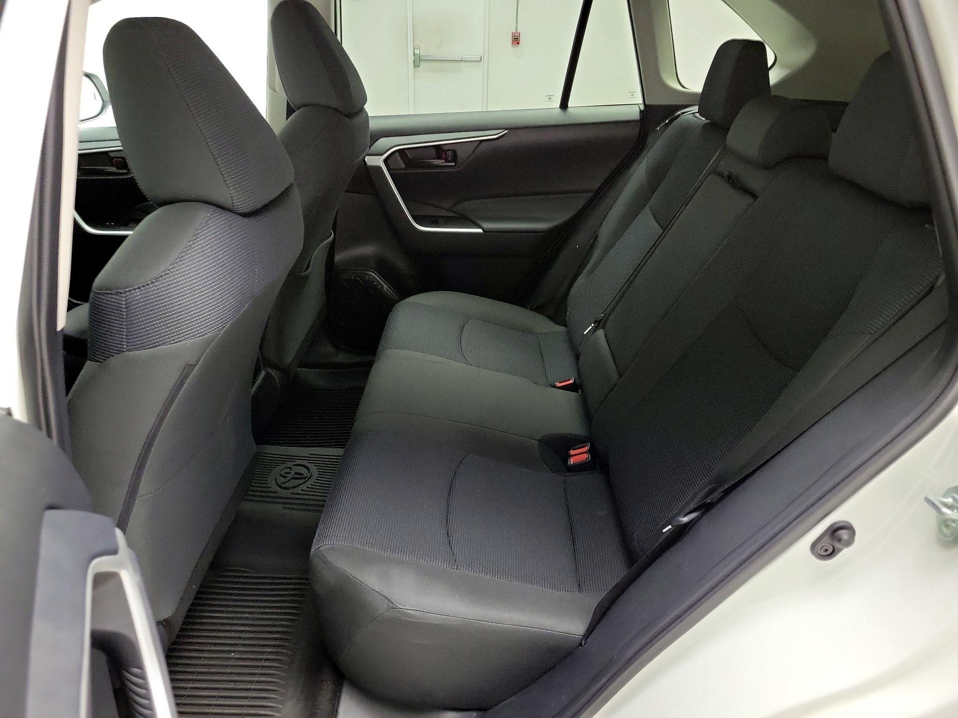 Thumbnail: 2024 Toyota RAV4 - 20