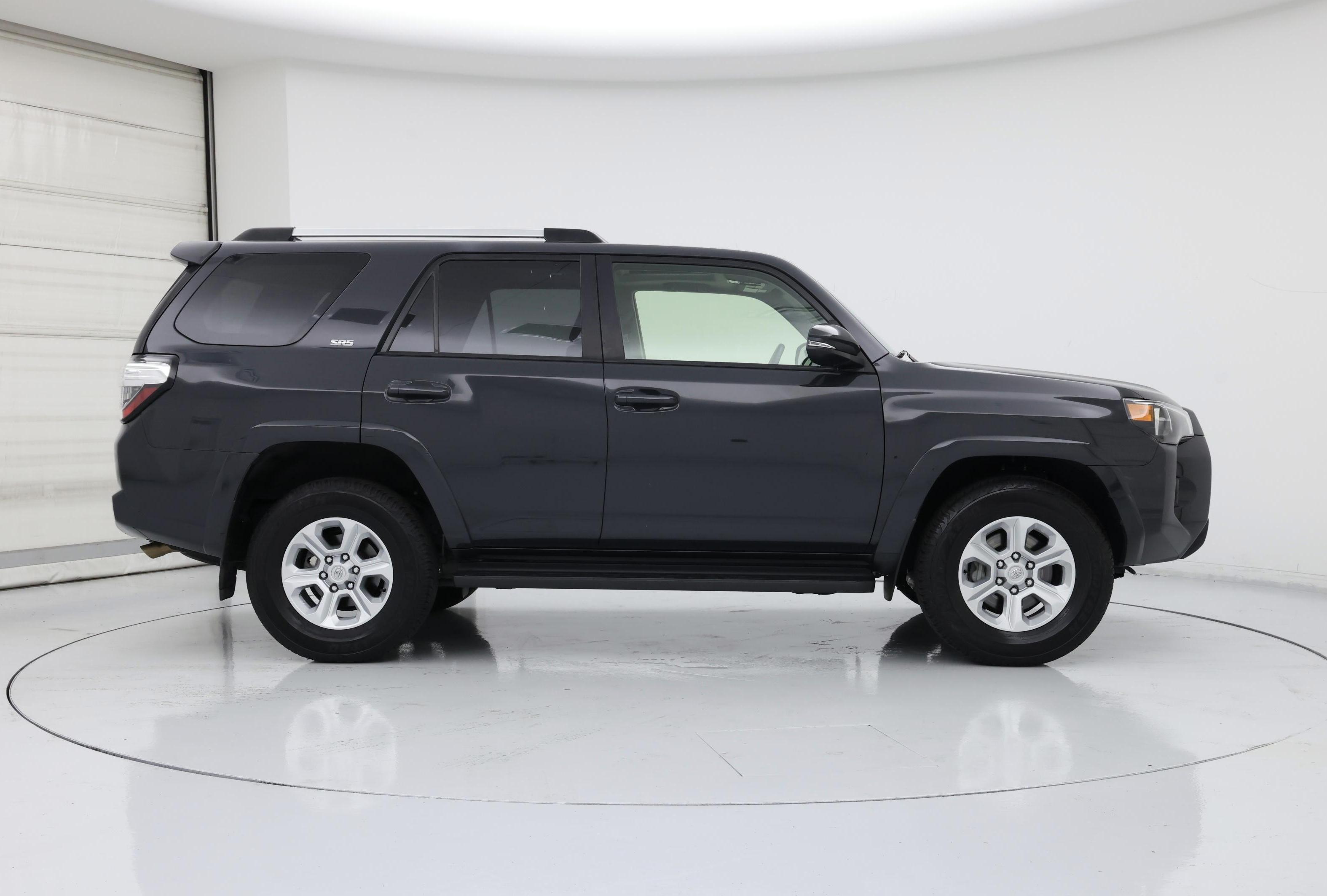 Thumbnail: 2024 Toyota 4Runner - 7
