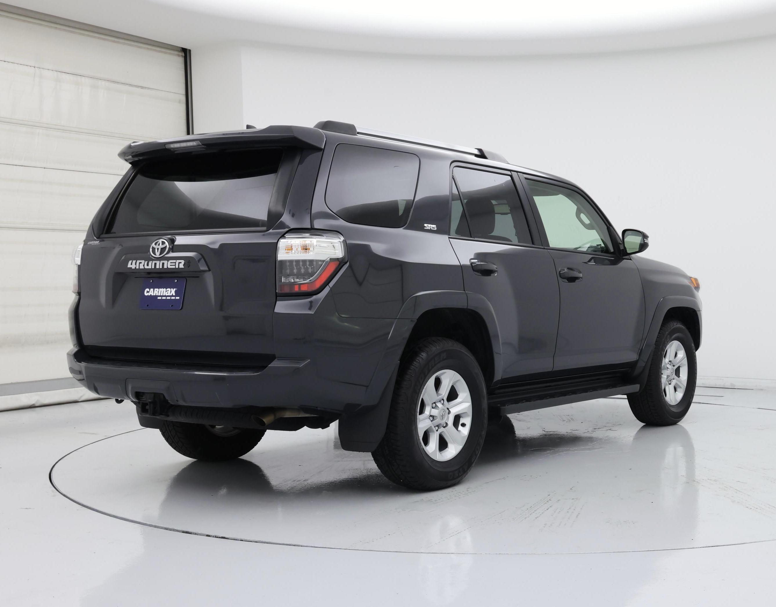 Thumbnail: 2024 Toyota 4Runner - 8
