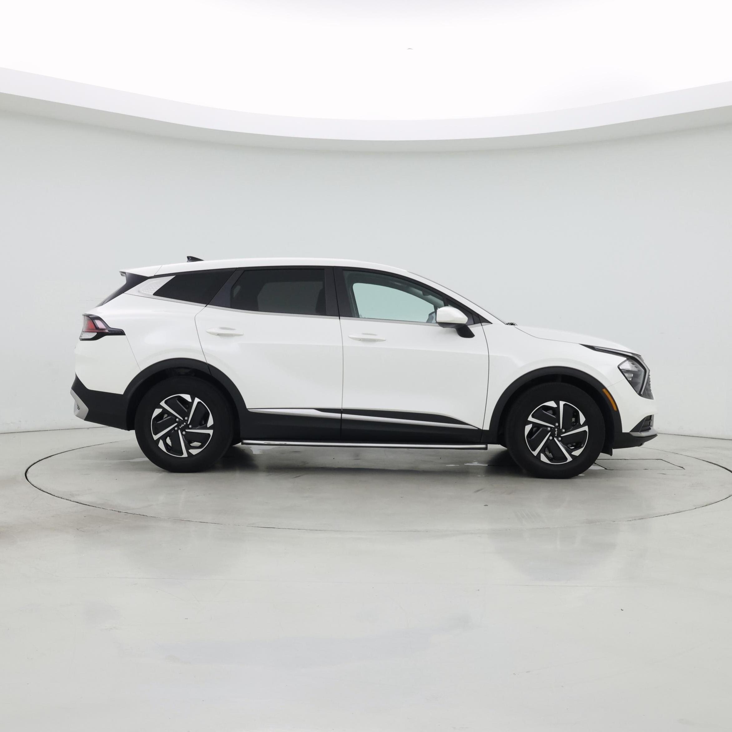 Thumbnail: 2023 Kia Sportage - 7