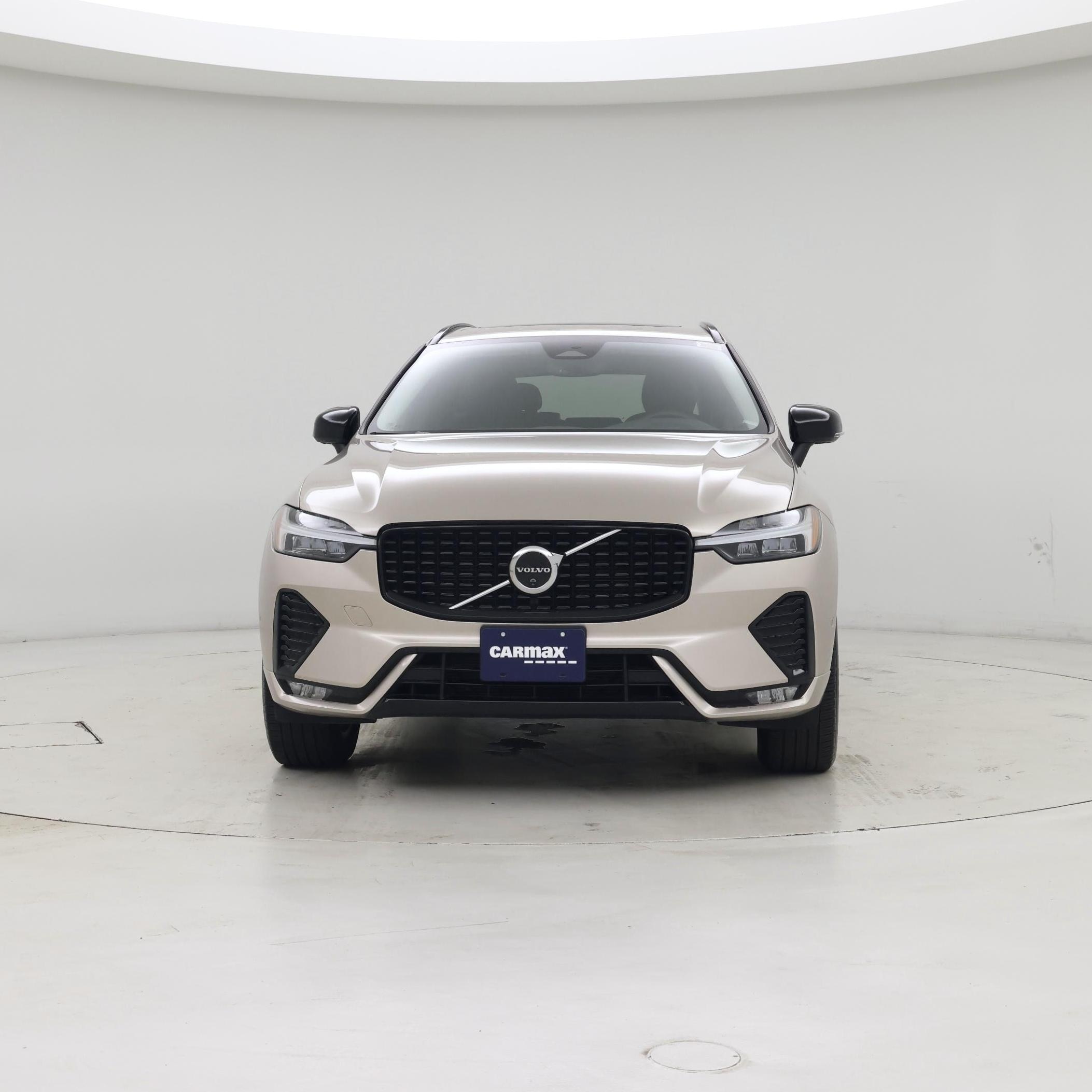 Thumbnail: 2025 Volvo XC60 - 5