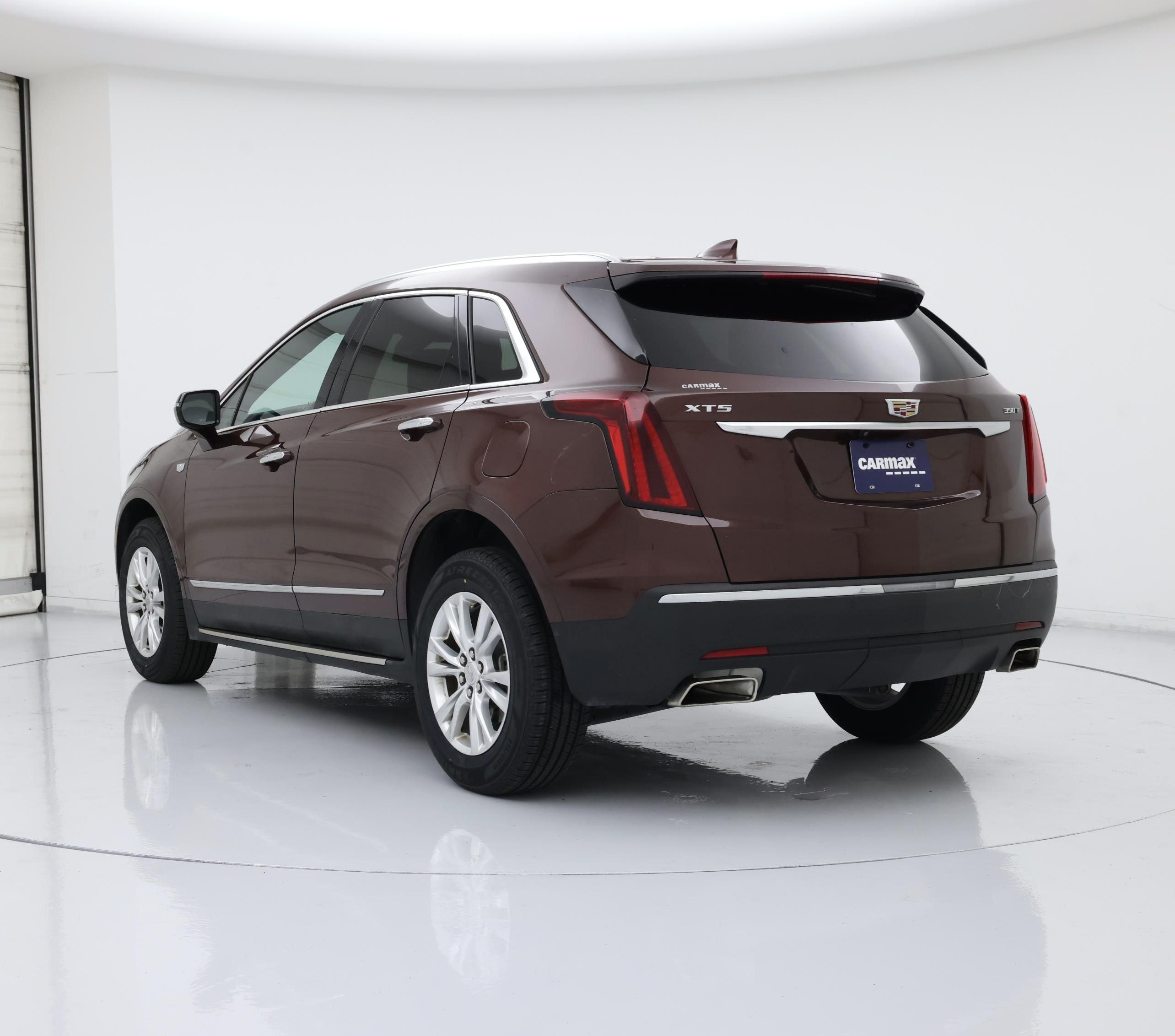 Thumbnail: 2023 Cadillac XT5 - 2