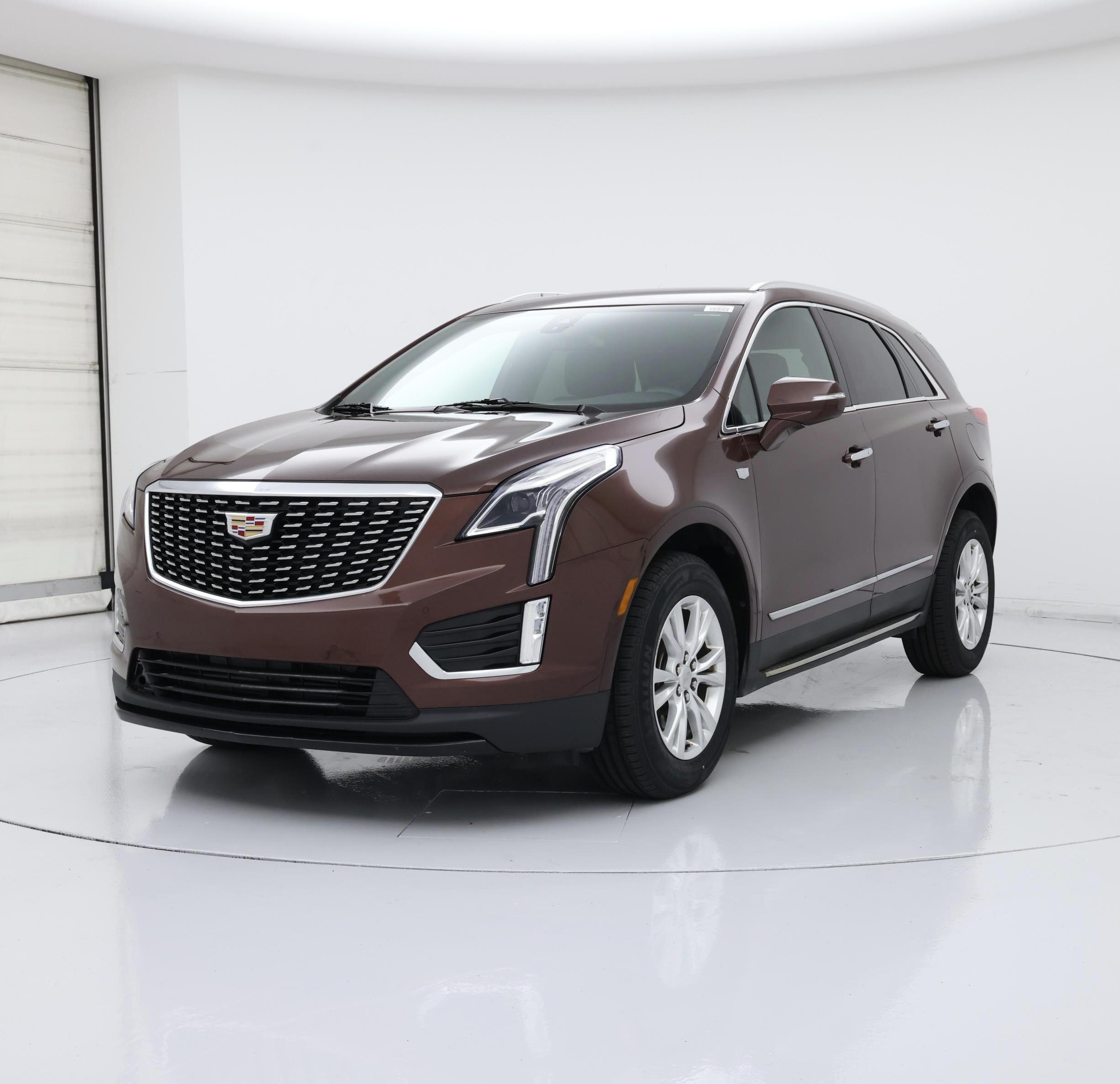 Thumbnail: 2023 Cadillac XT5 - 4