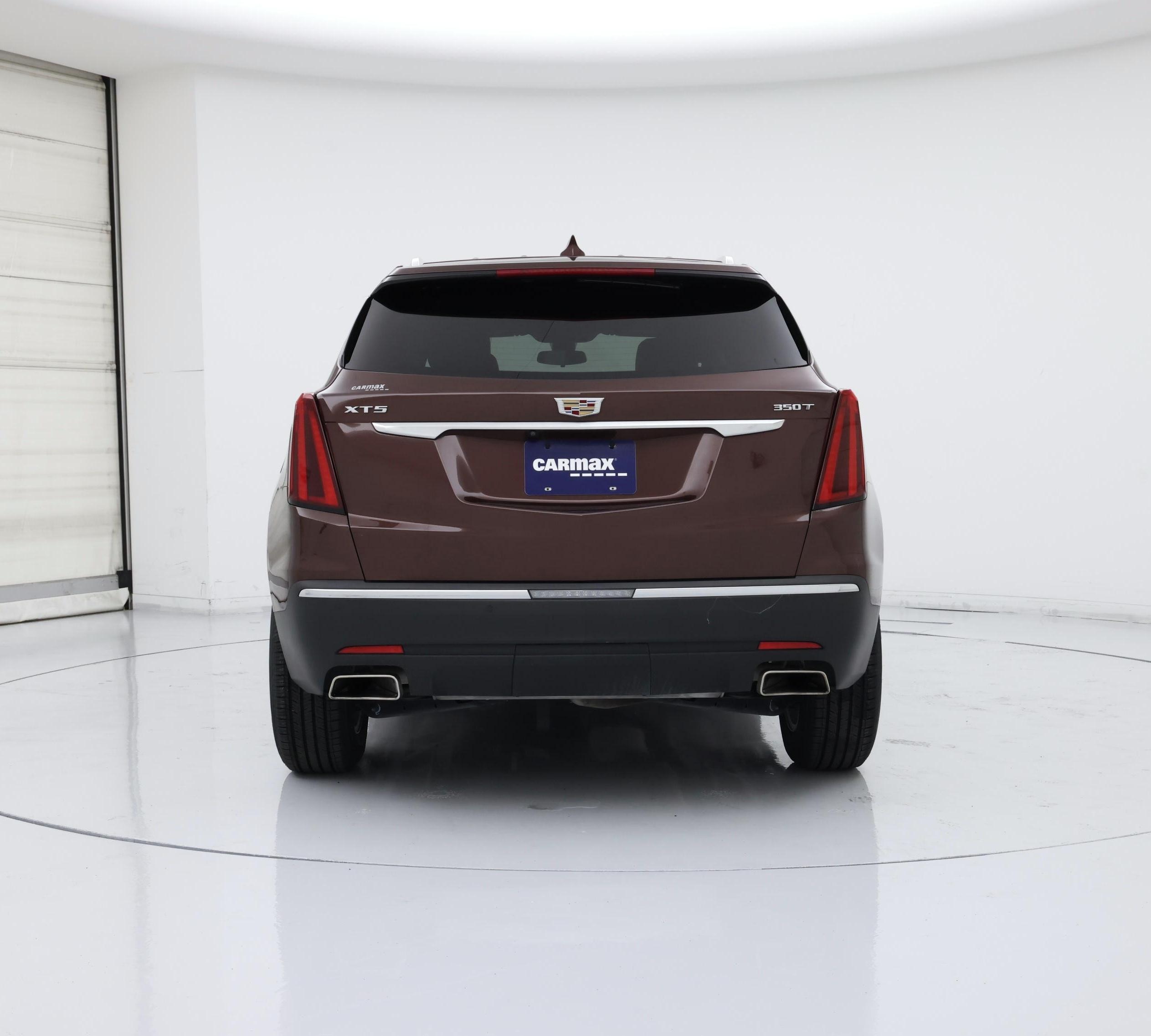 Thumbnail: 2023 Cadillac XT5 - 6