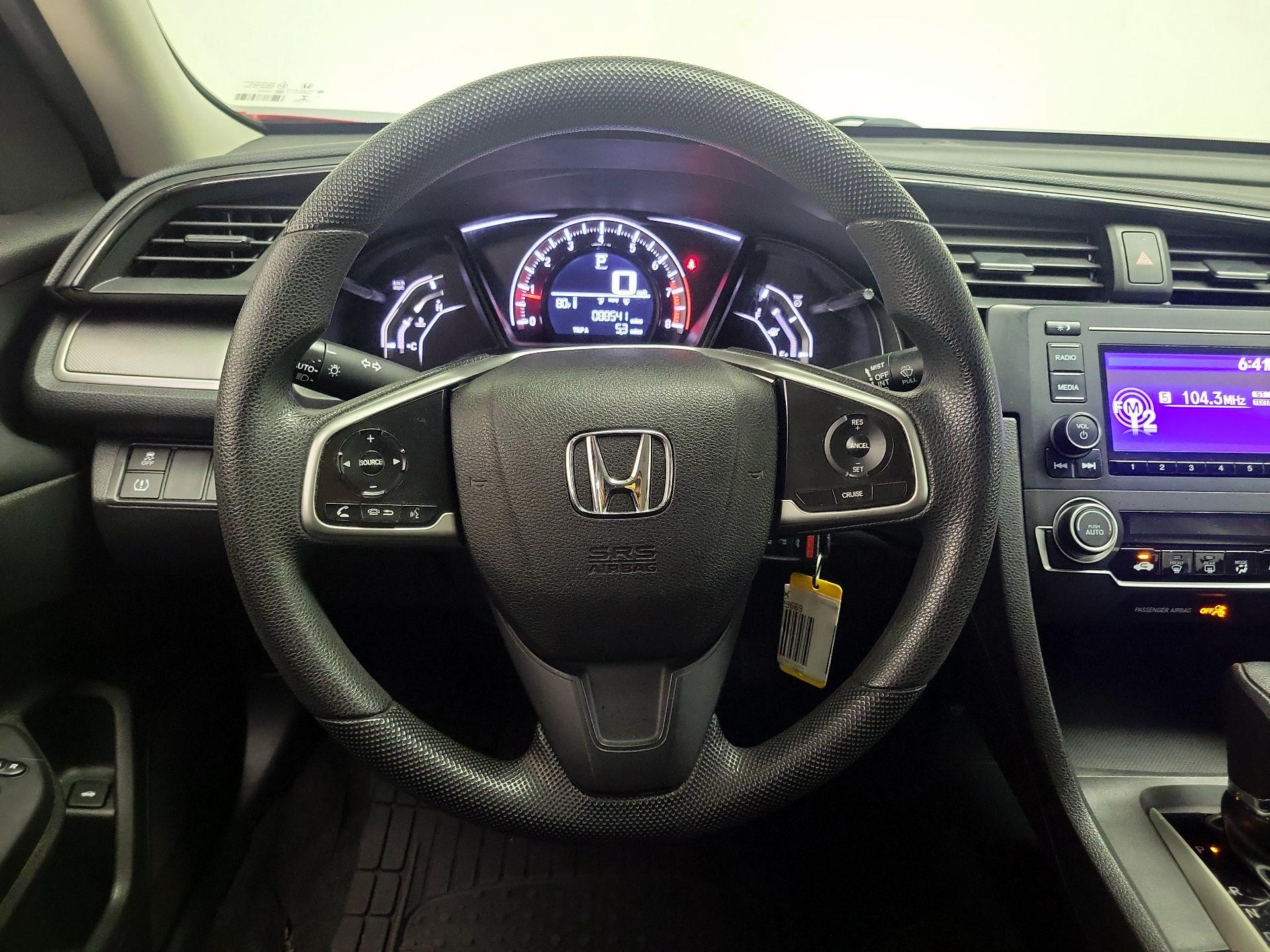 Thumbnail: 2016 Honda Civic - 10
