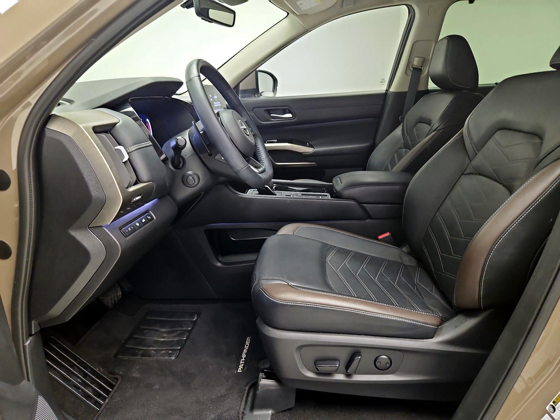 Thumbnail: 2024 Nissan Pathfinder - 11