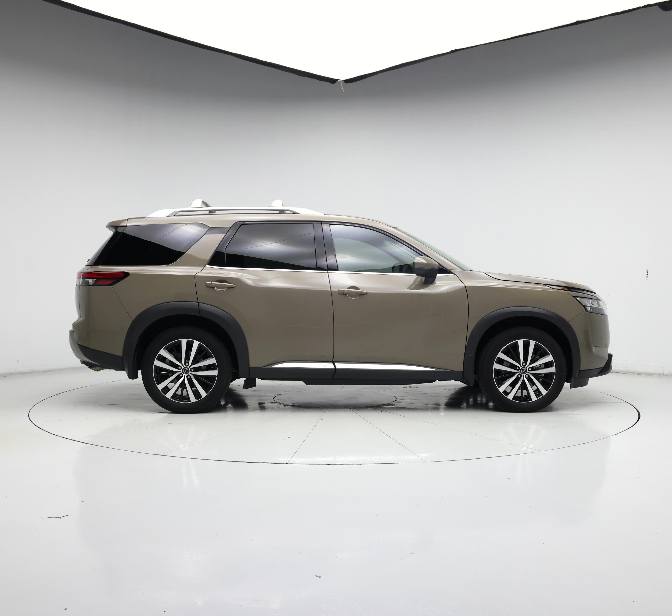Thumbnail: 2024 Nissan Pathfinder - 7