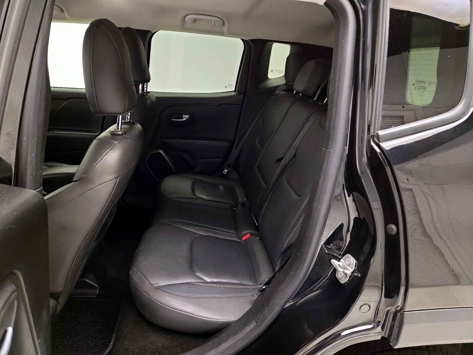 Thumbnail: 2019 Jeep Renegade - 19